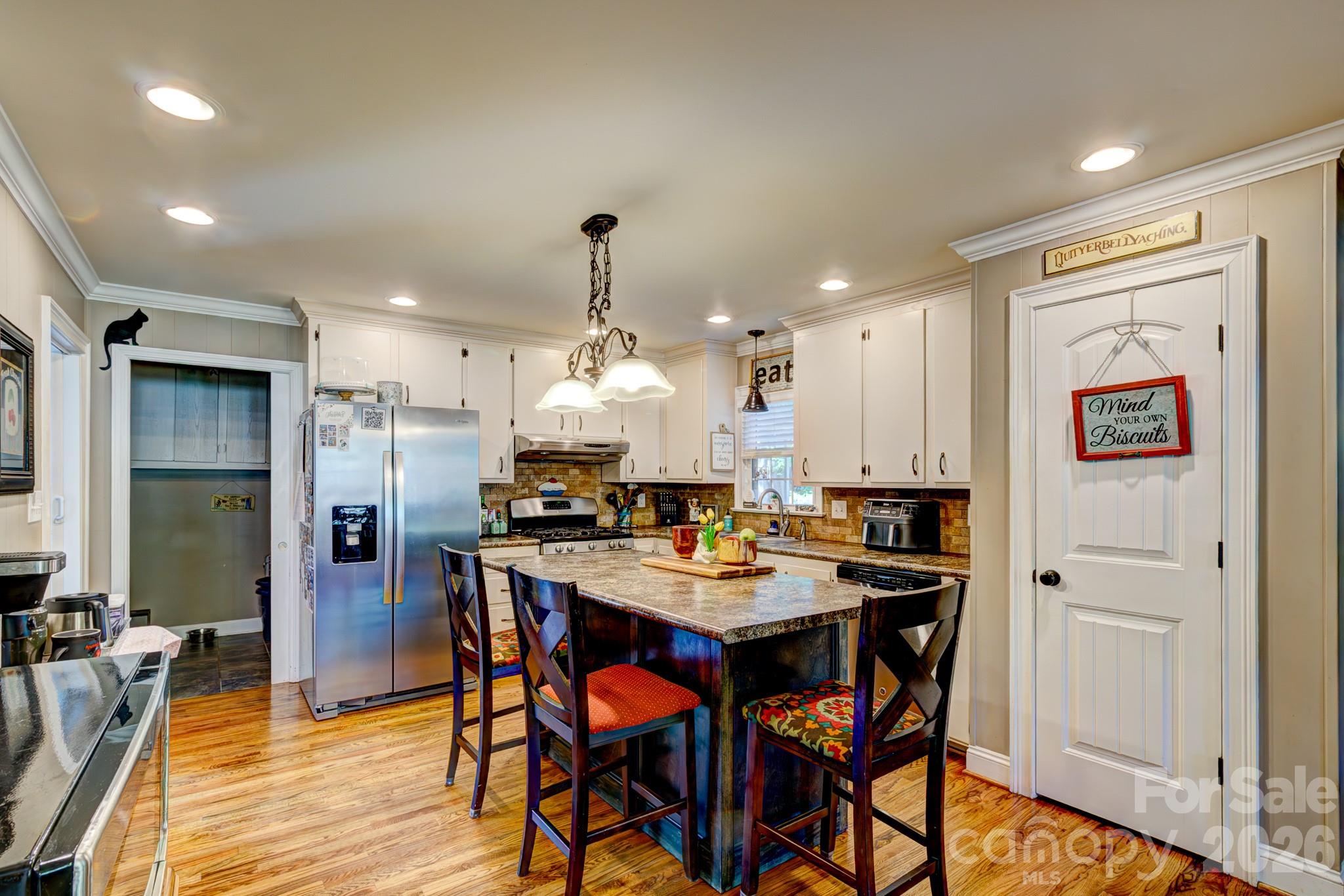 113 Delview Drive Property Photo 8