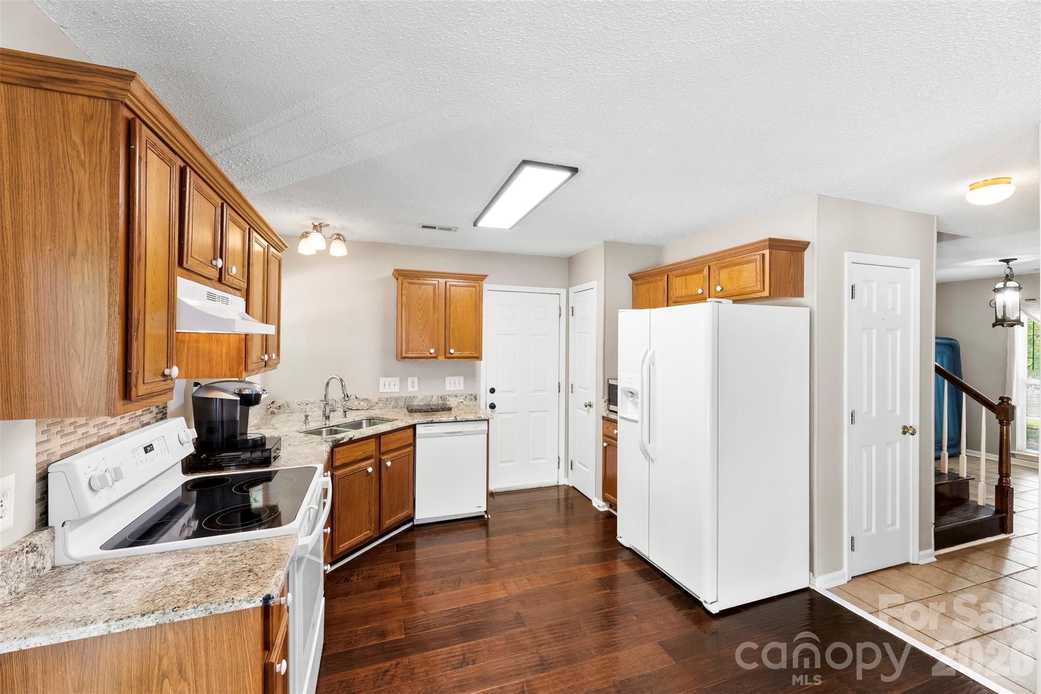 15027 Ashlight Drive Property Photo 9
