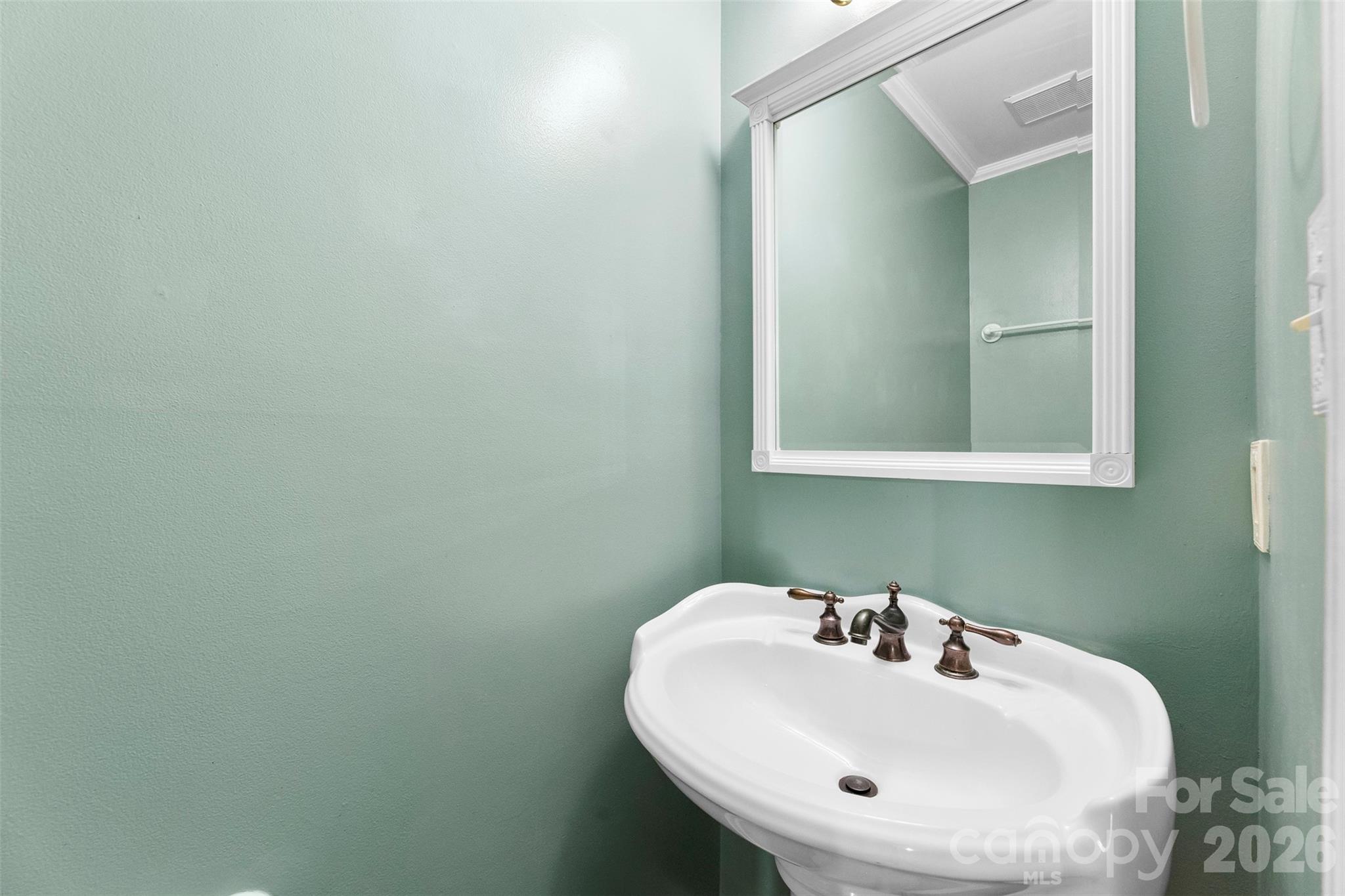 15027 Ashlight Drive Property Photo 12