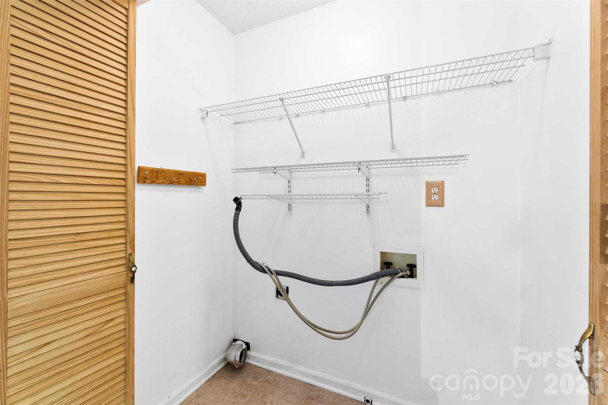 15027 Ashlight Drive Property Photo 17