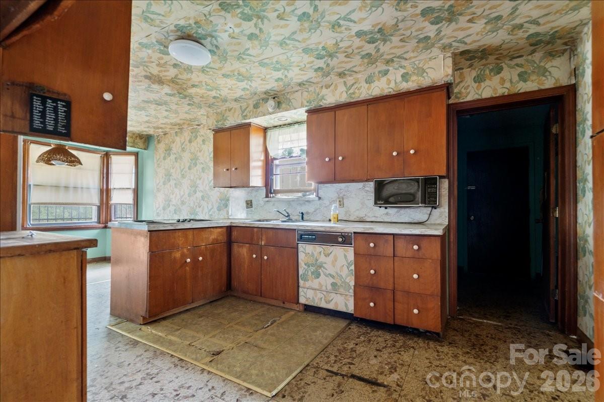 1444 Society Hill Road Property Photo 10