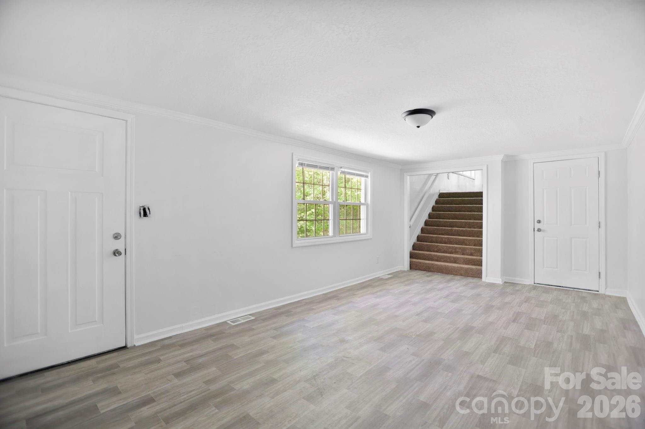 1007 N Fork Road Property Photo 5
