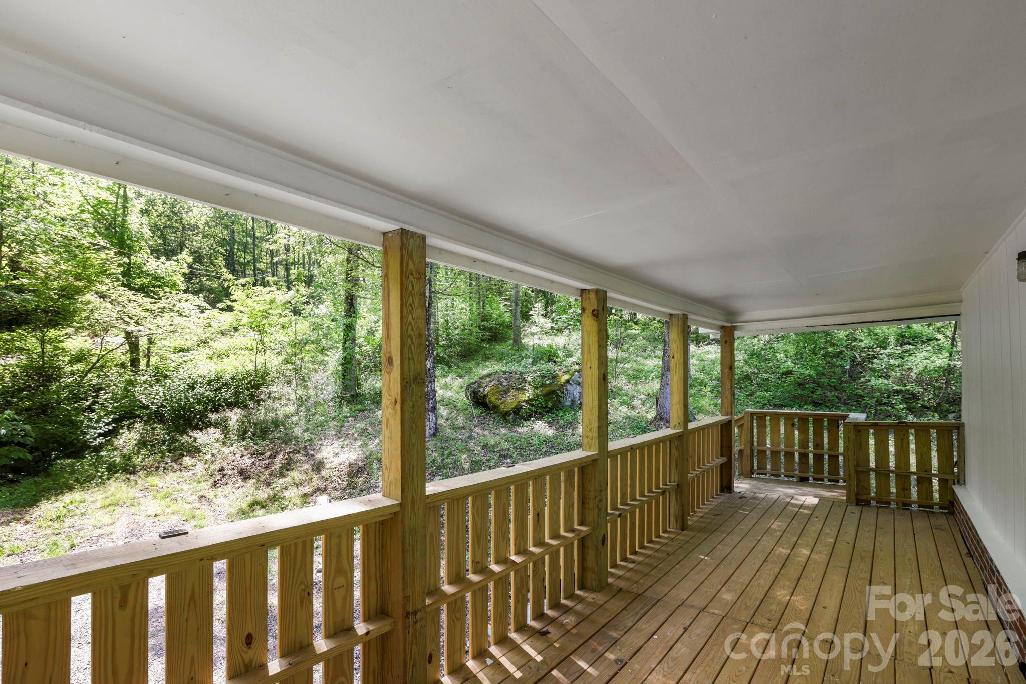 1007 N Fork Road Property Photo 8