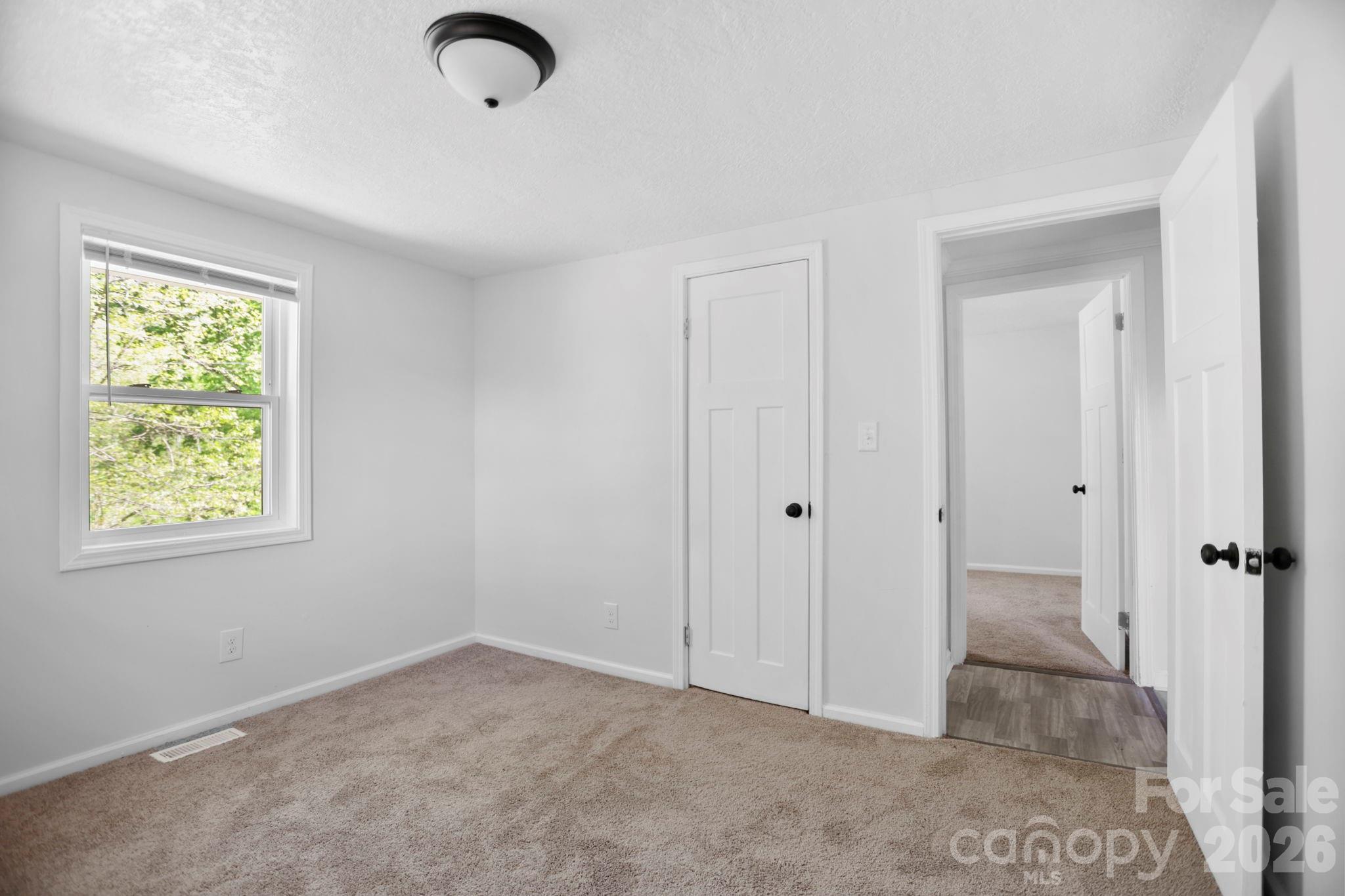 1007 N Fork Road Property Photo 17