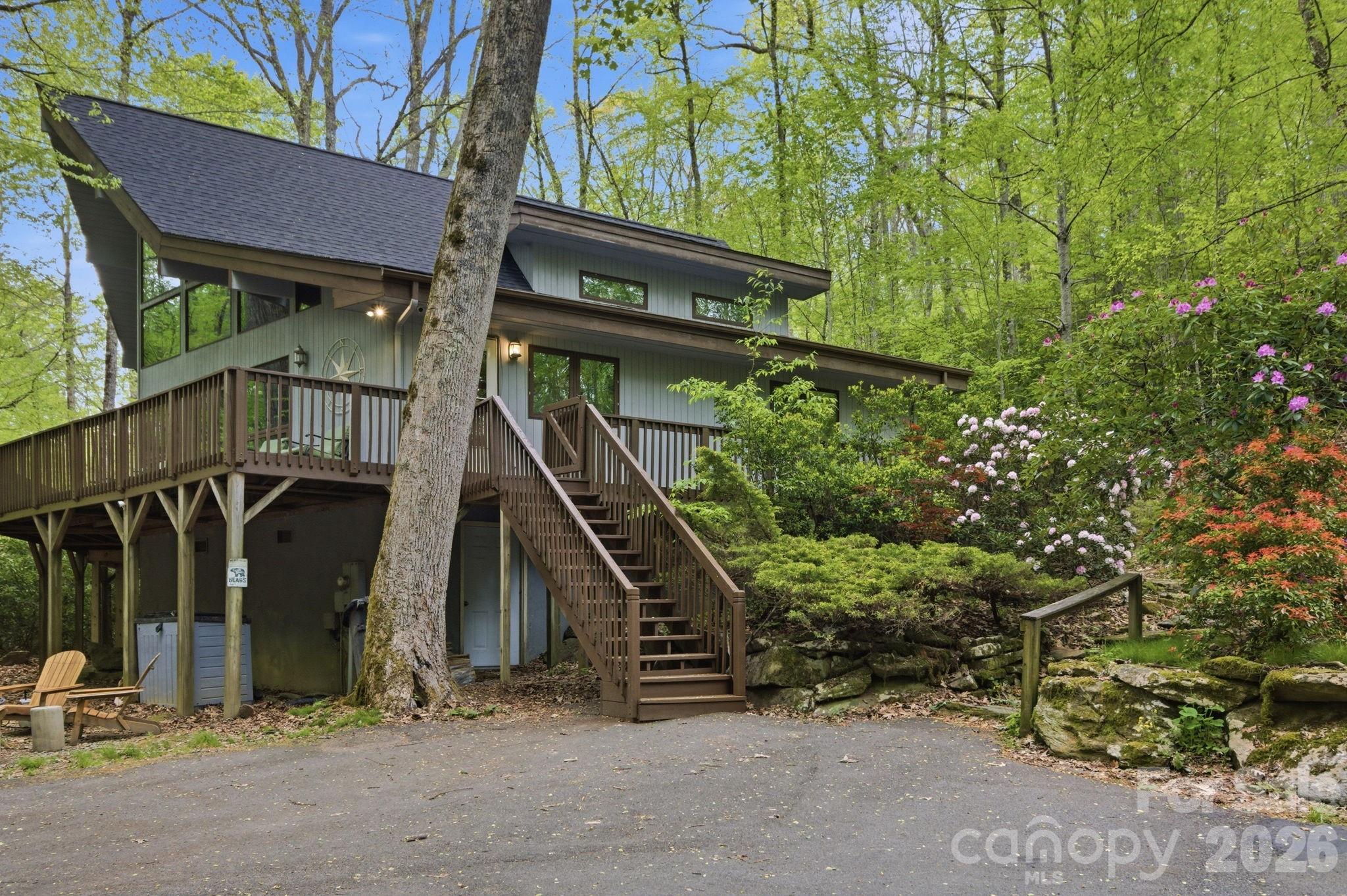 401 Saratoga None Property Photo 2