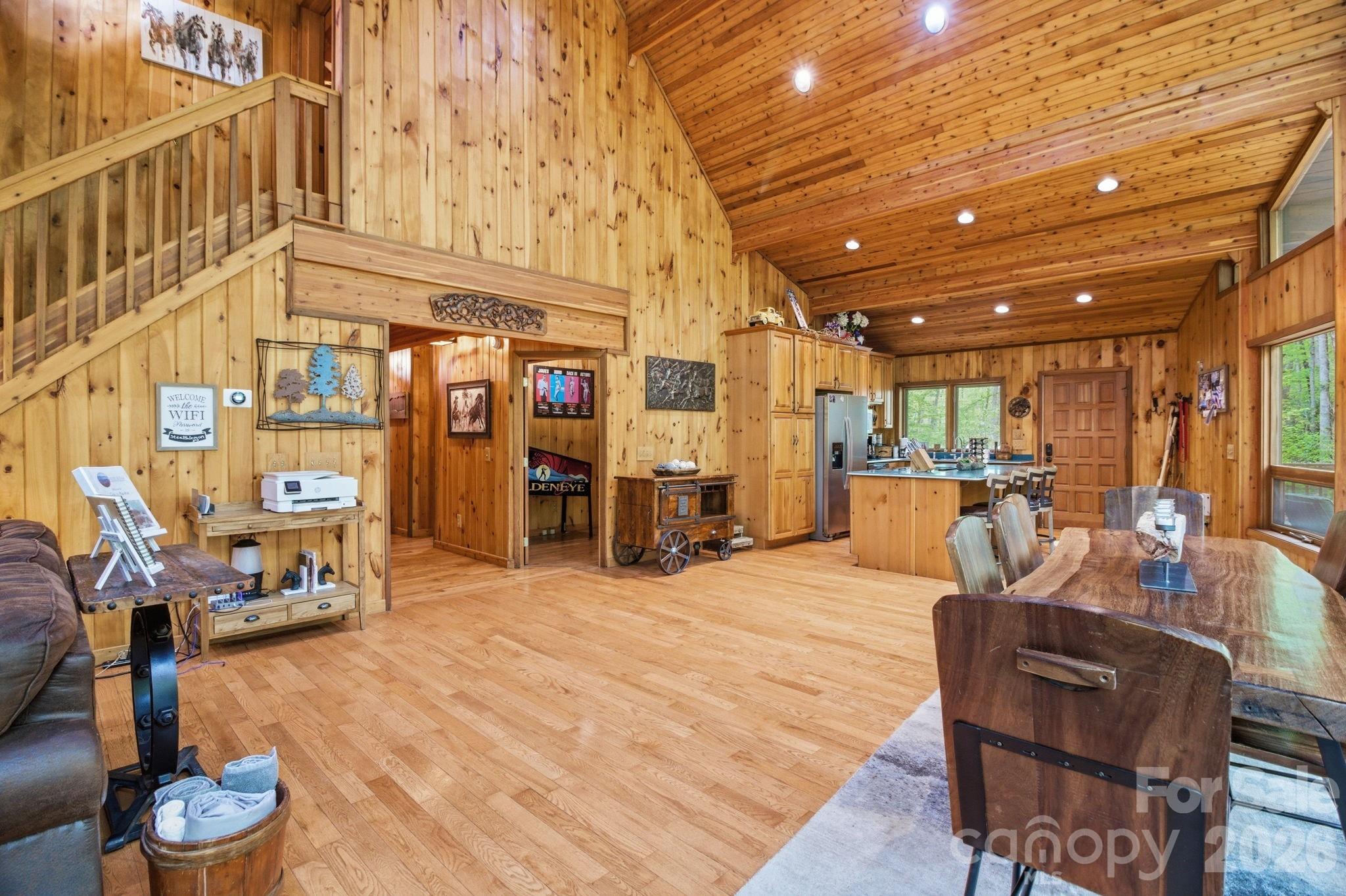 401 Saratoga None Property Photo 5