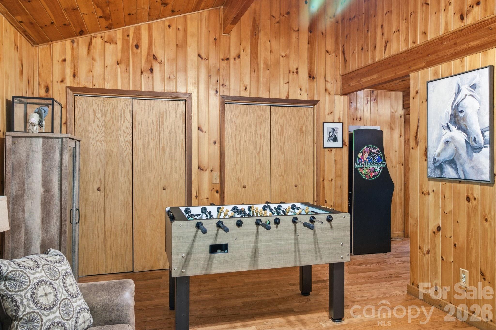 401 Saratoga None Property Photo 7