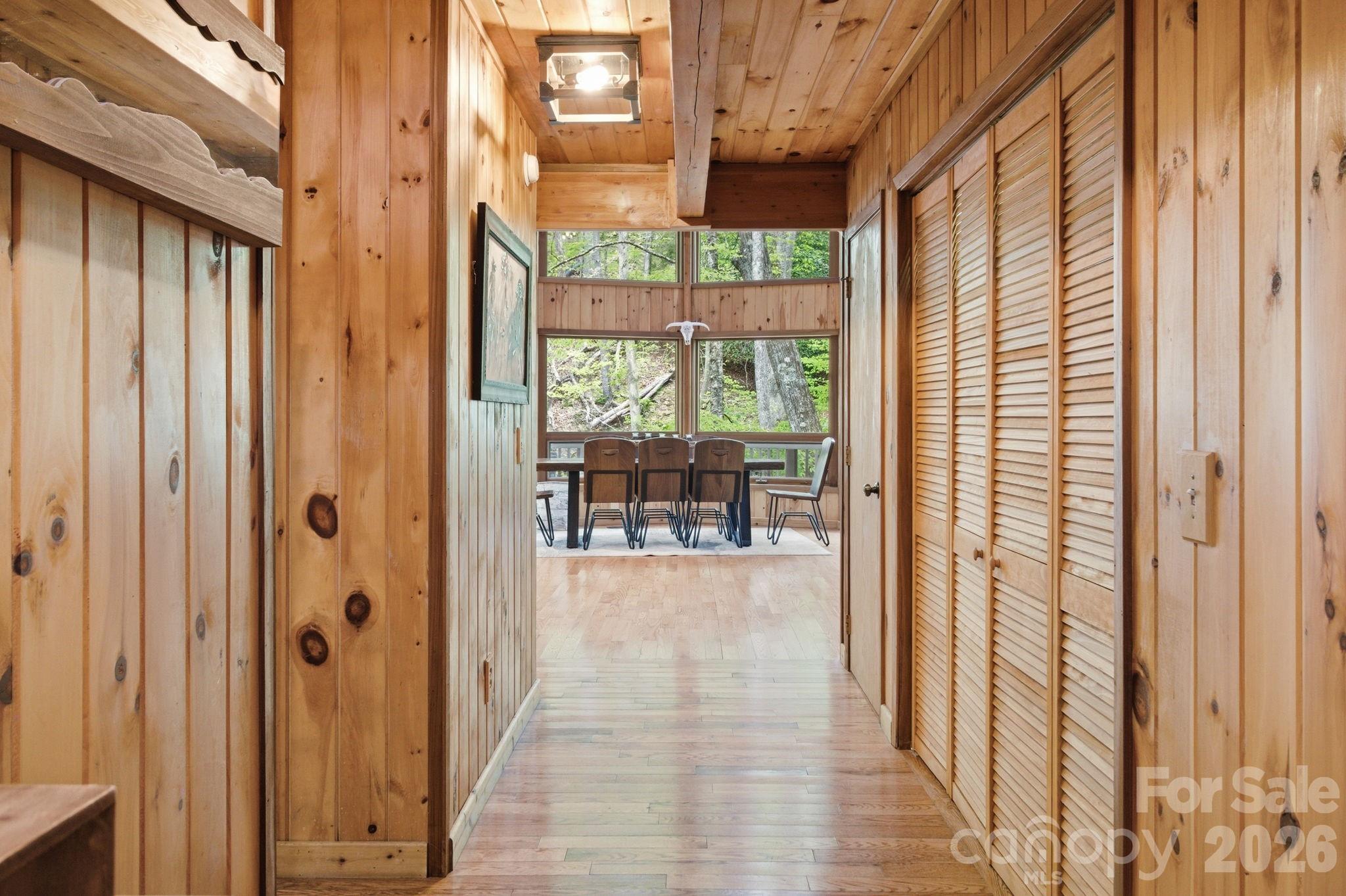 401 Saratoga None Property Photo 15