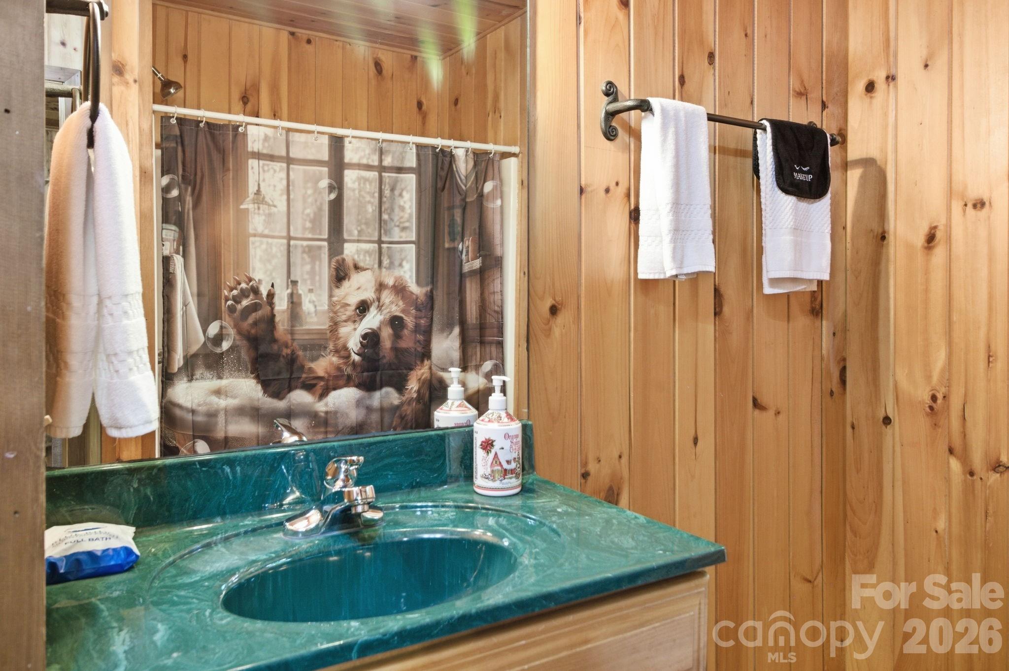 401 Saratoga None Property Photo 20