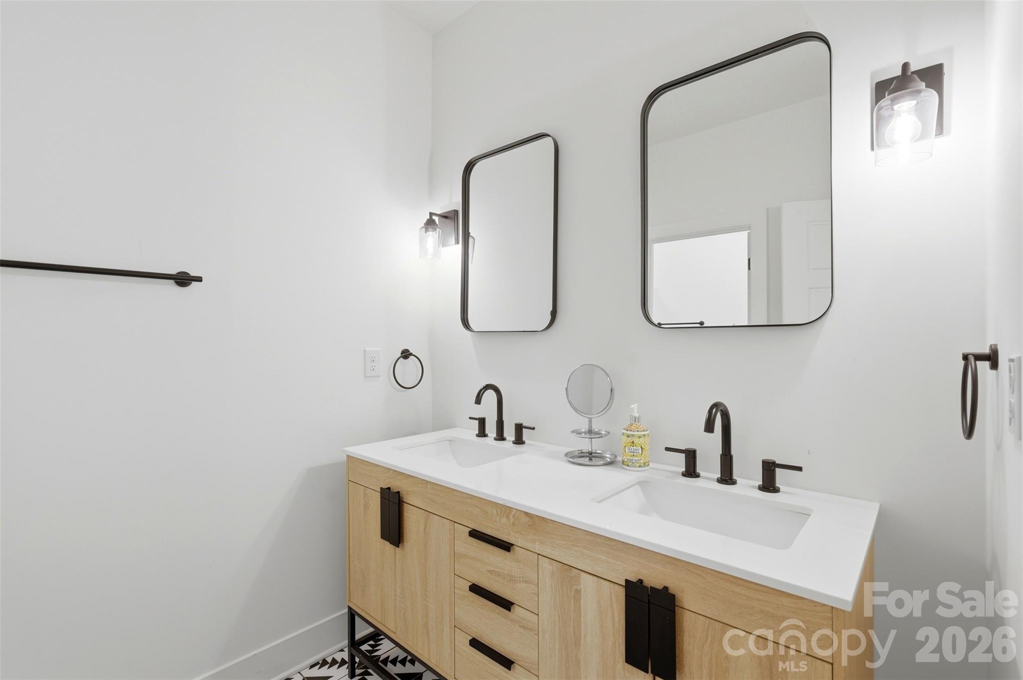 2629 Phillips Avenue Property Photo 21