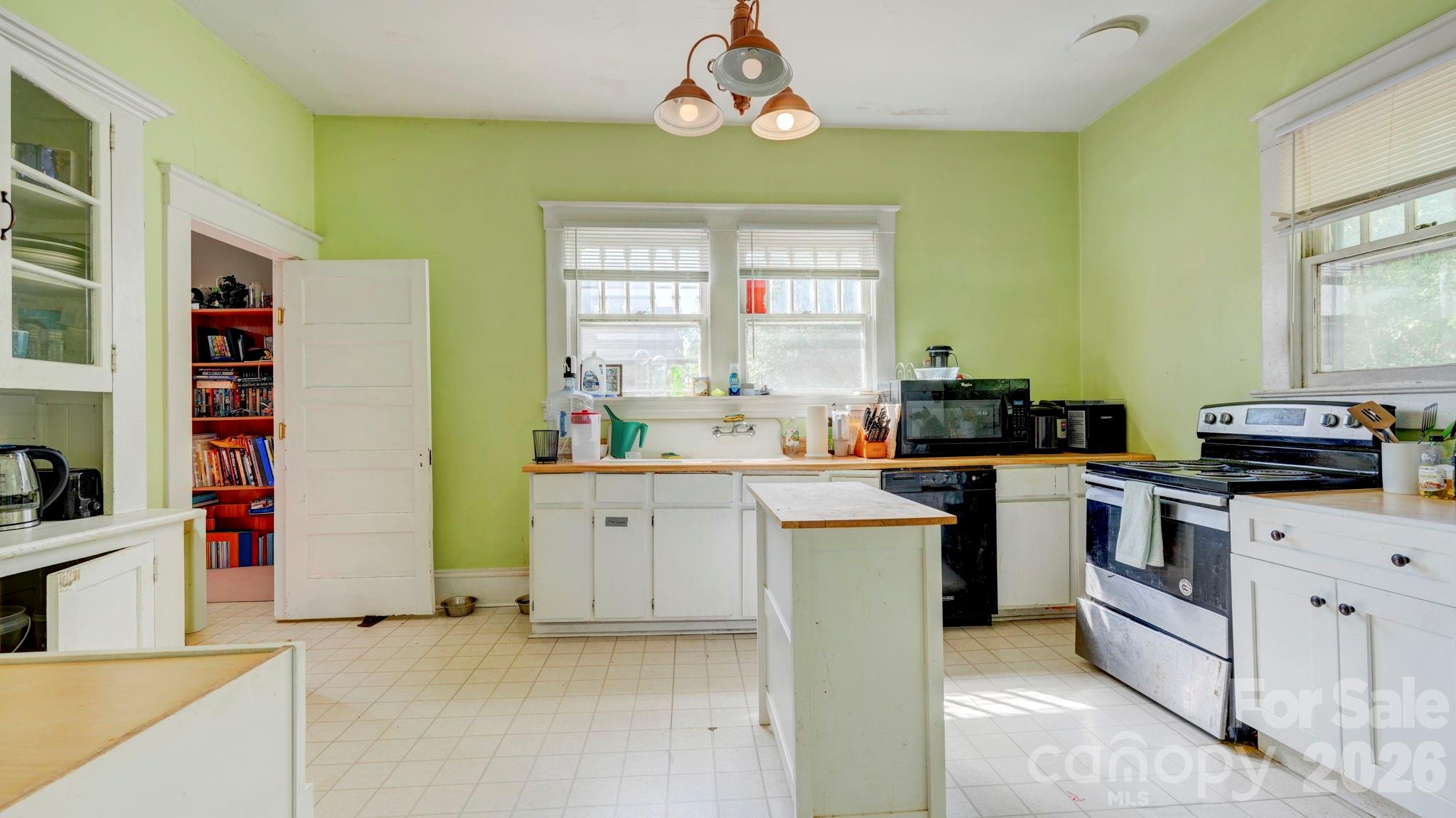 119 Heilig Avenue Property Photo 22