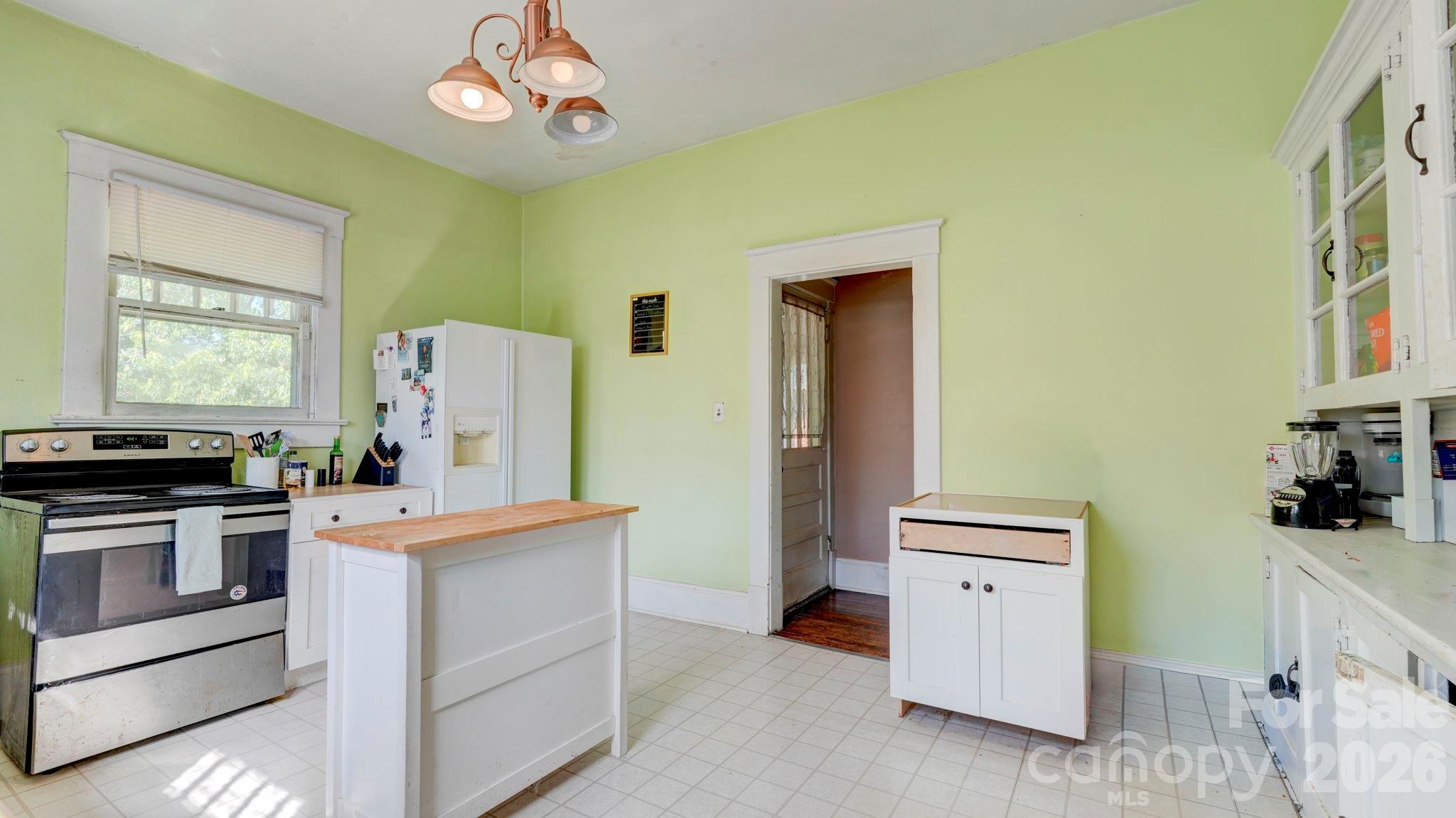 119 Heilig Avenue Property Photo 24
