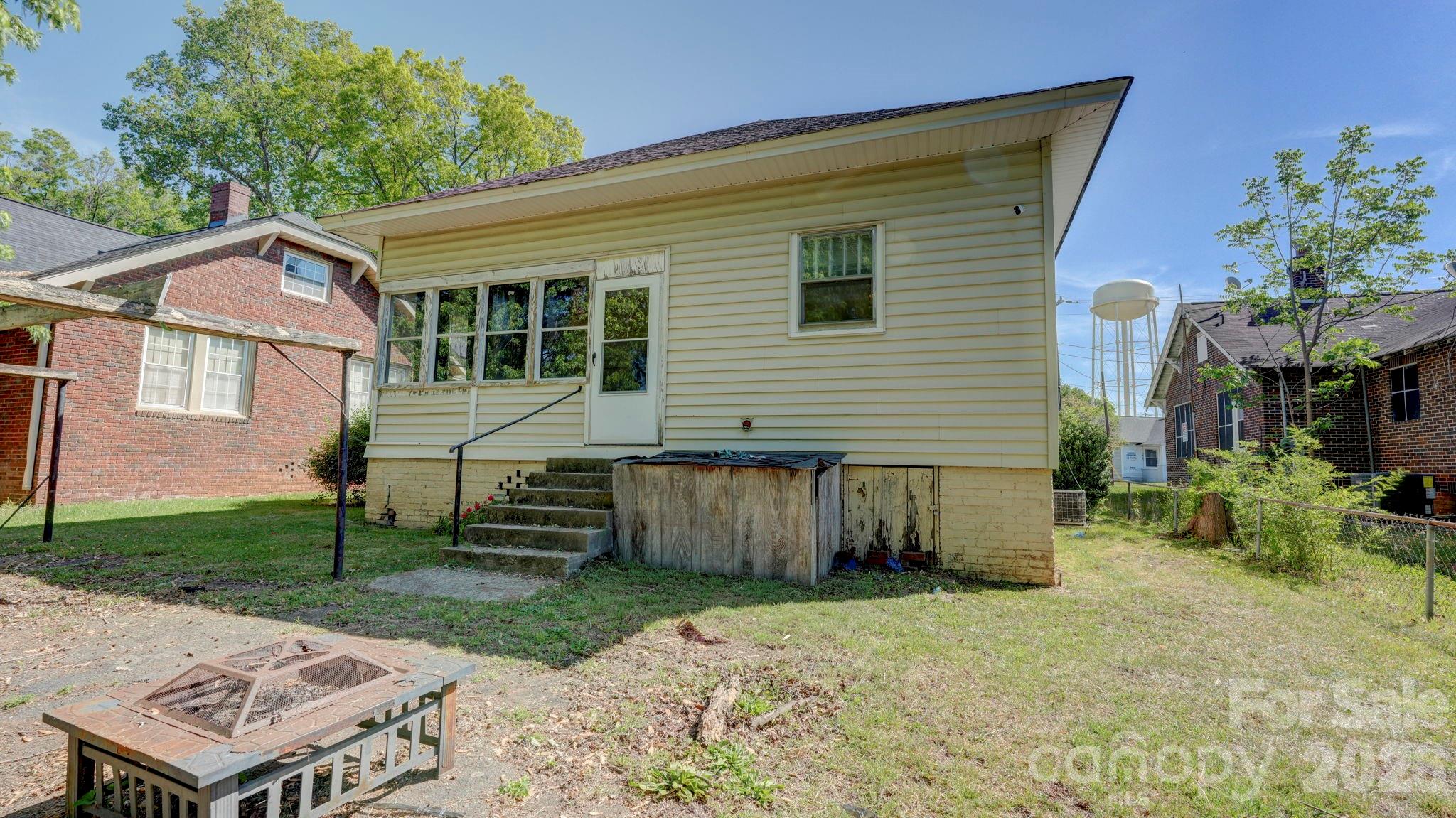 119 Heilig Avenue Property Photo 31