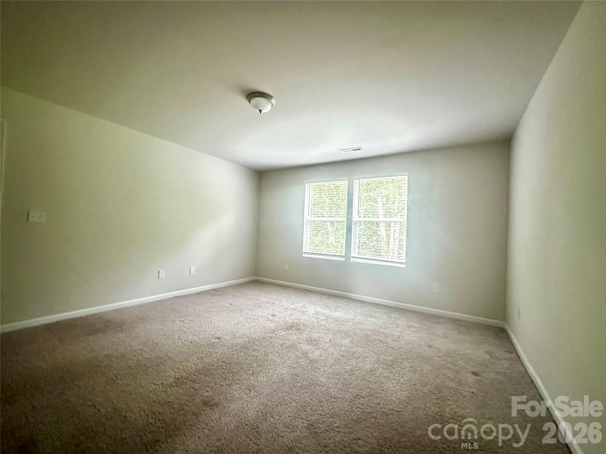 1050 Glenbriar Court Property Photo 26