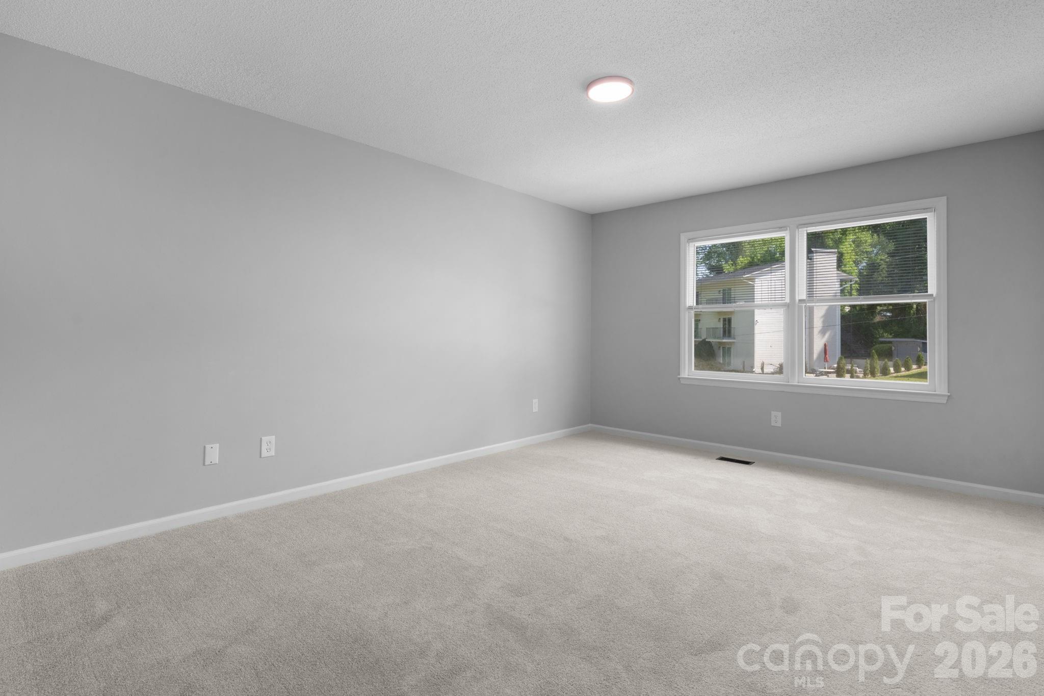 239 13th Avenue Place 6 Property Photo 17