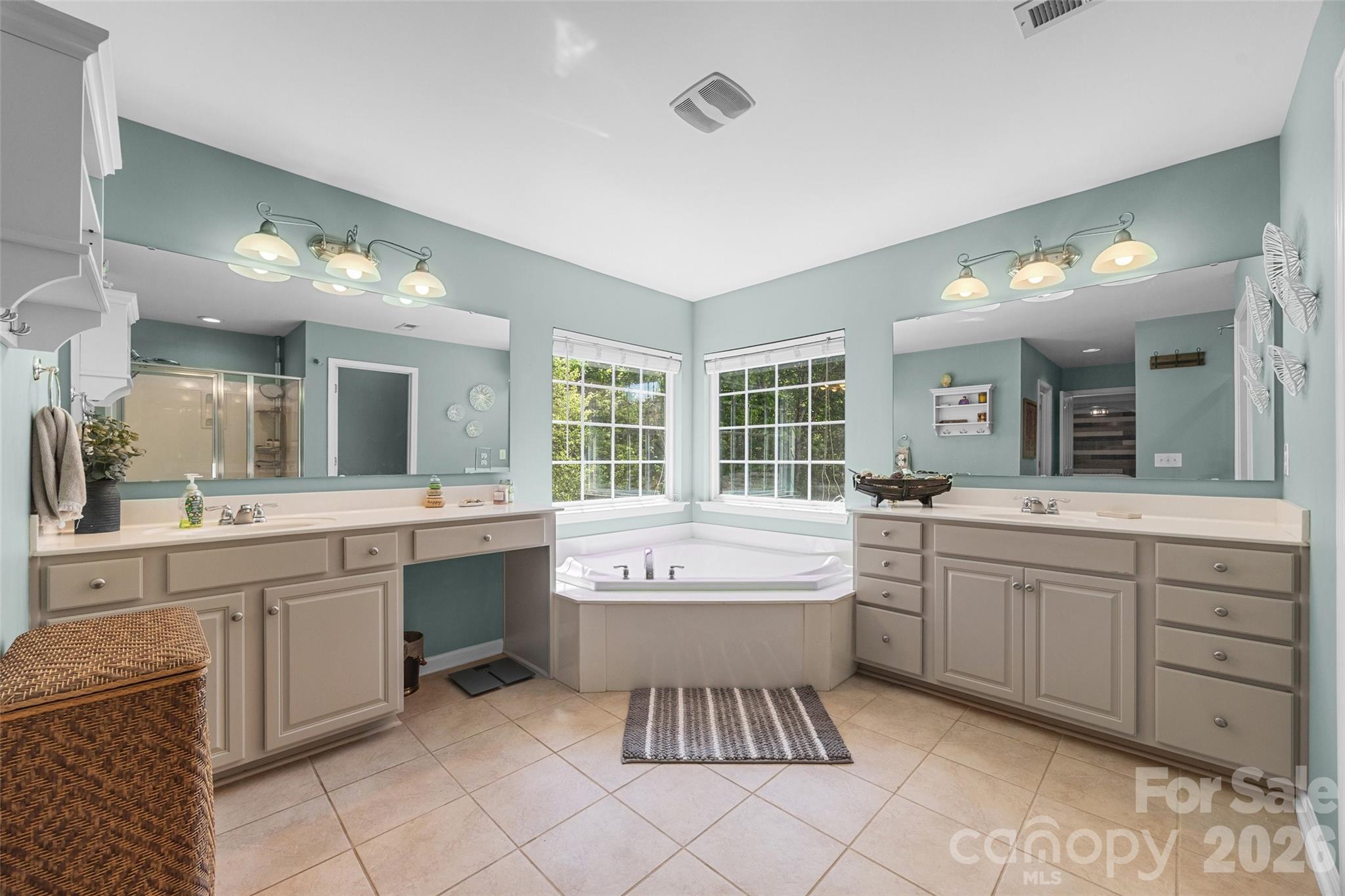 2201 Trading Ford Drive Property Photo 18