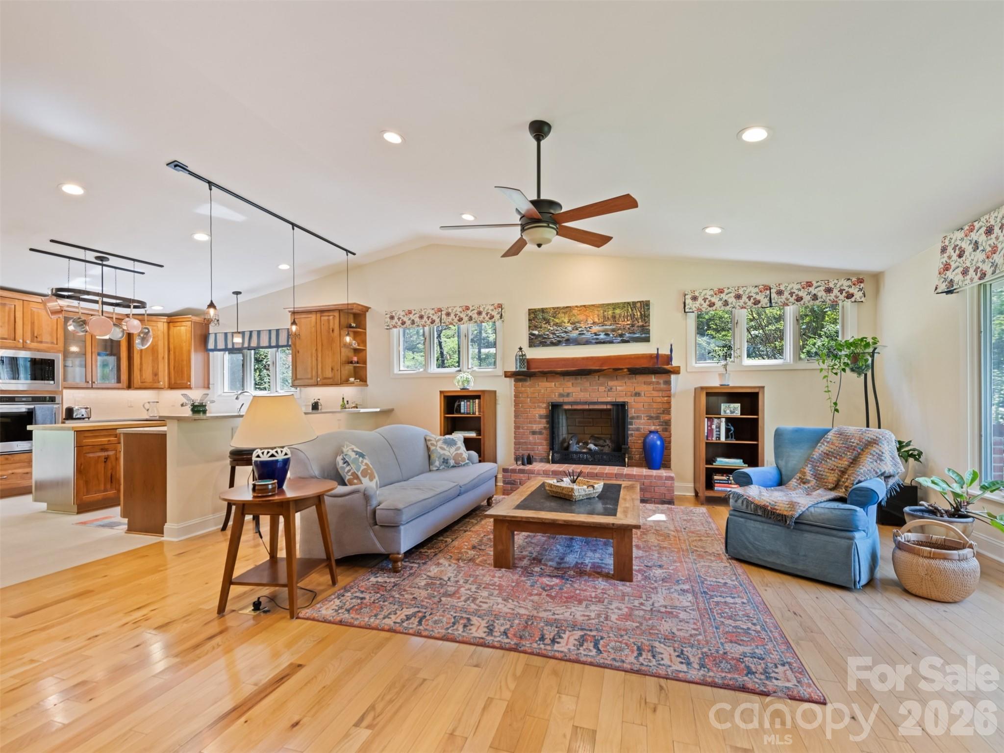 9 Golfview Drive Property Photo 6