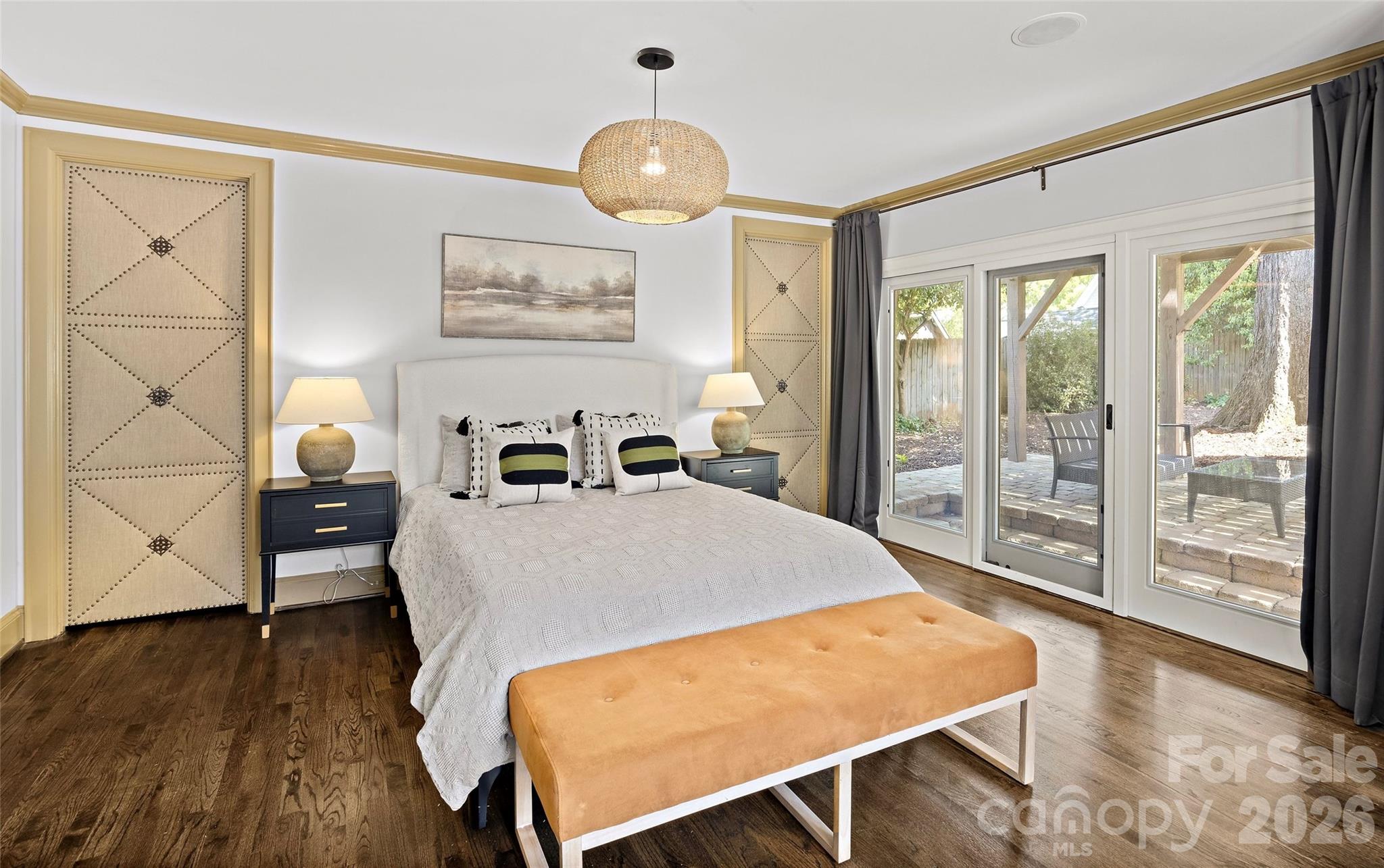208 Wales Avenue Property Photo 16