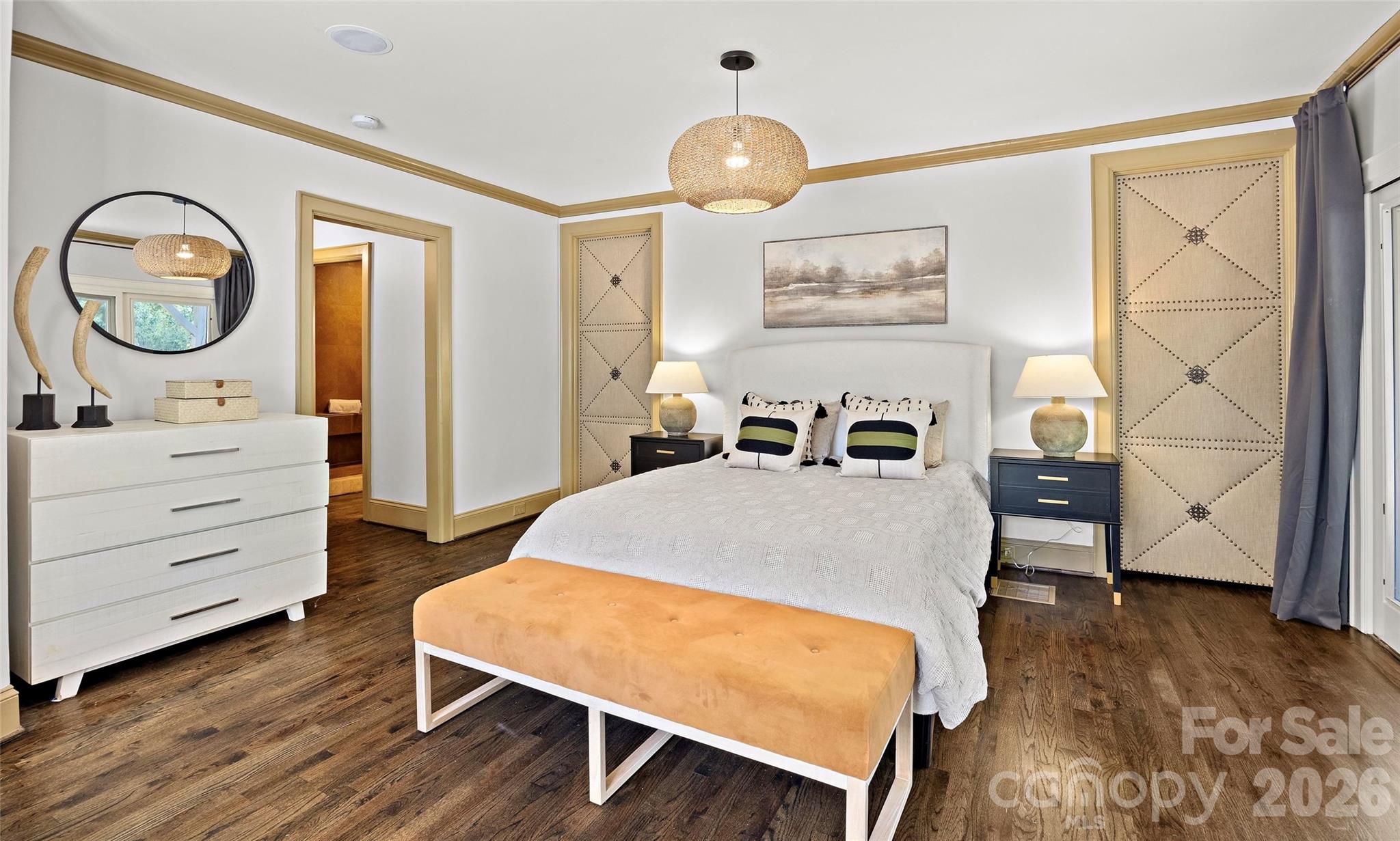 208 Wales Avenue Property Photo 18