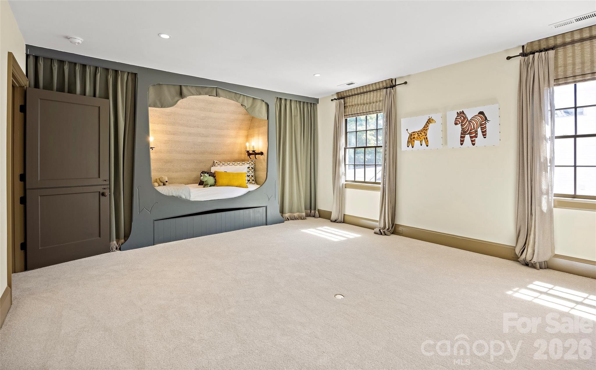 208 Wales Avenue Property Photo 21