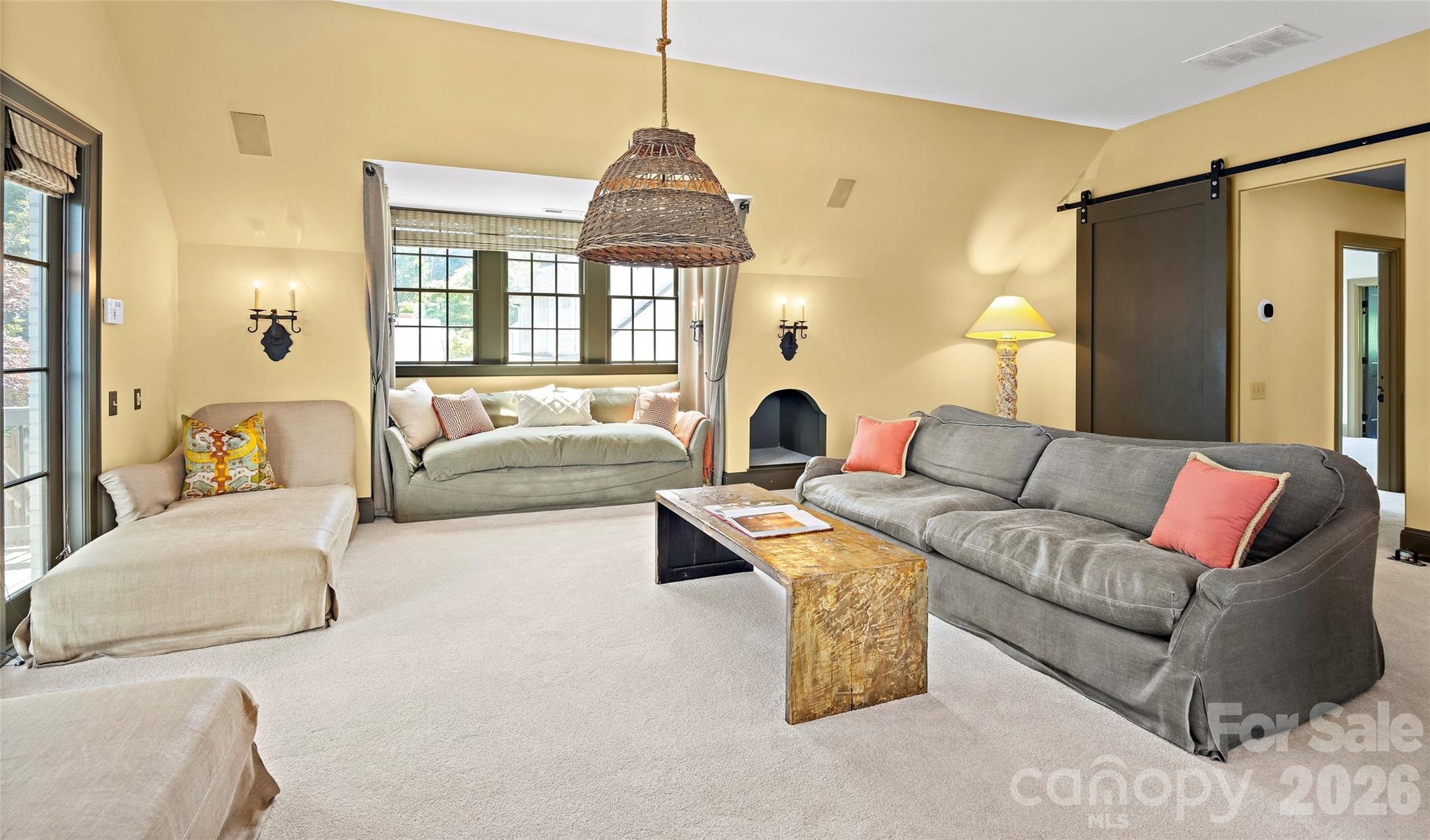 208 Wales Avenue Property Photo 26