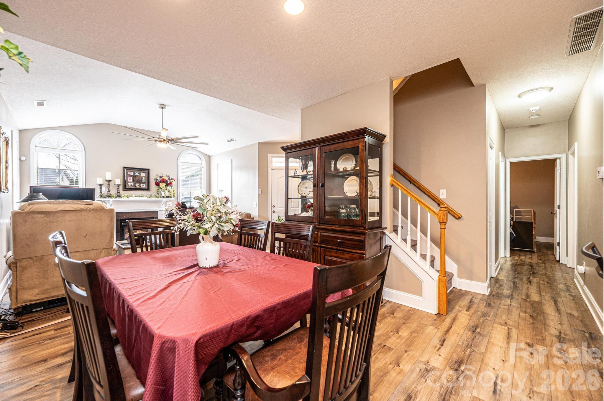 823 Wynnshire Drive C Property Photo 11