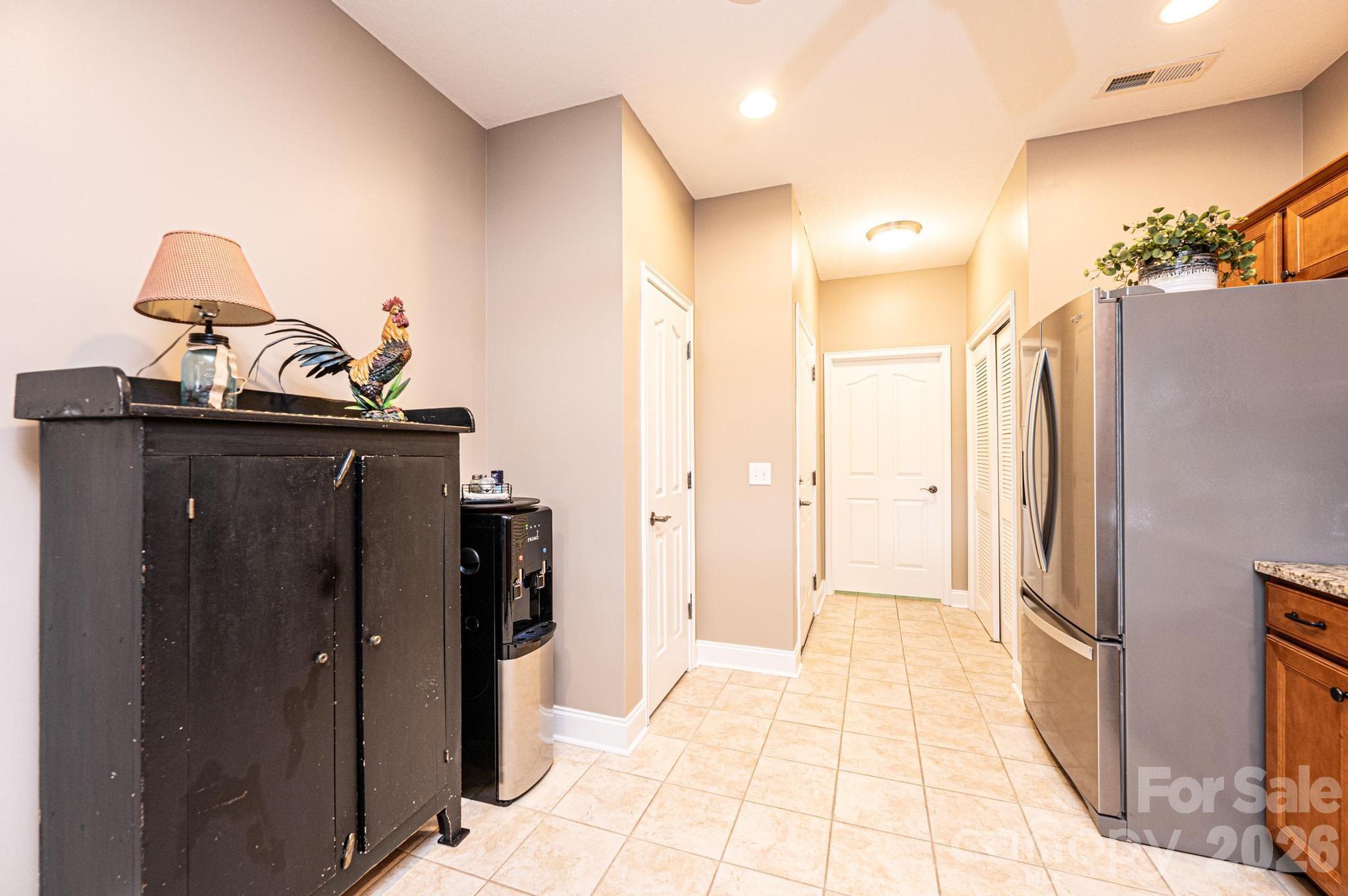 823 Wynnshire Drive C Property Photo 15