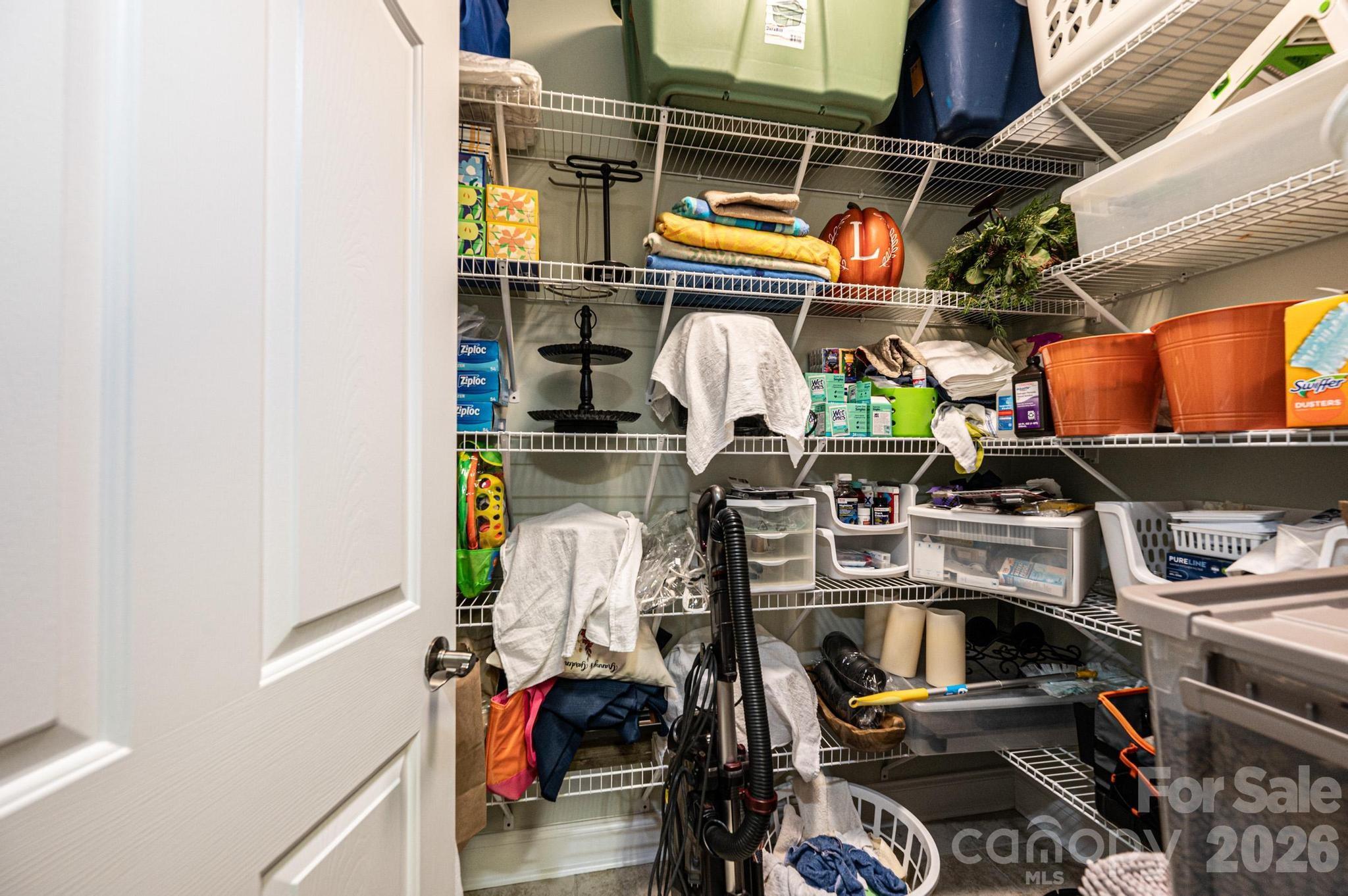 823 Wynnshire Drive C Property Photo 18