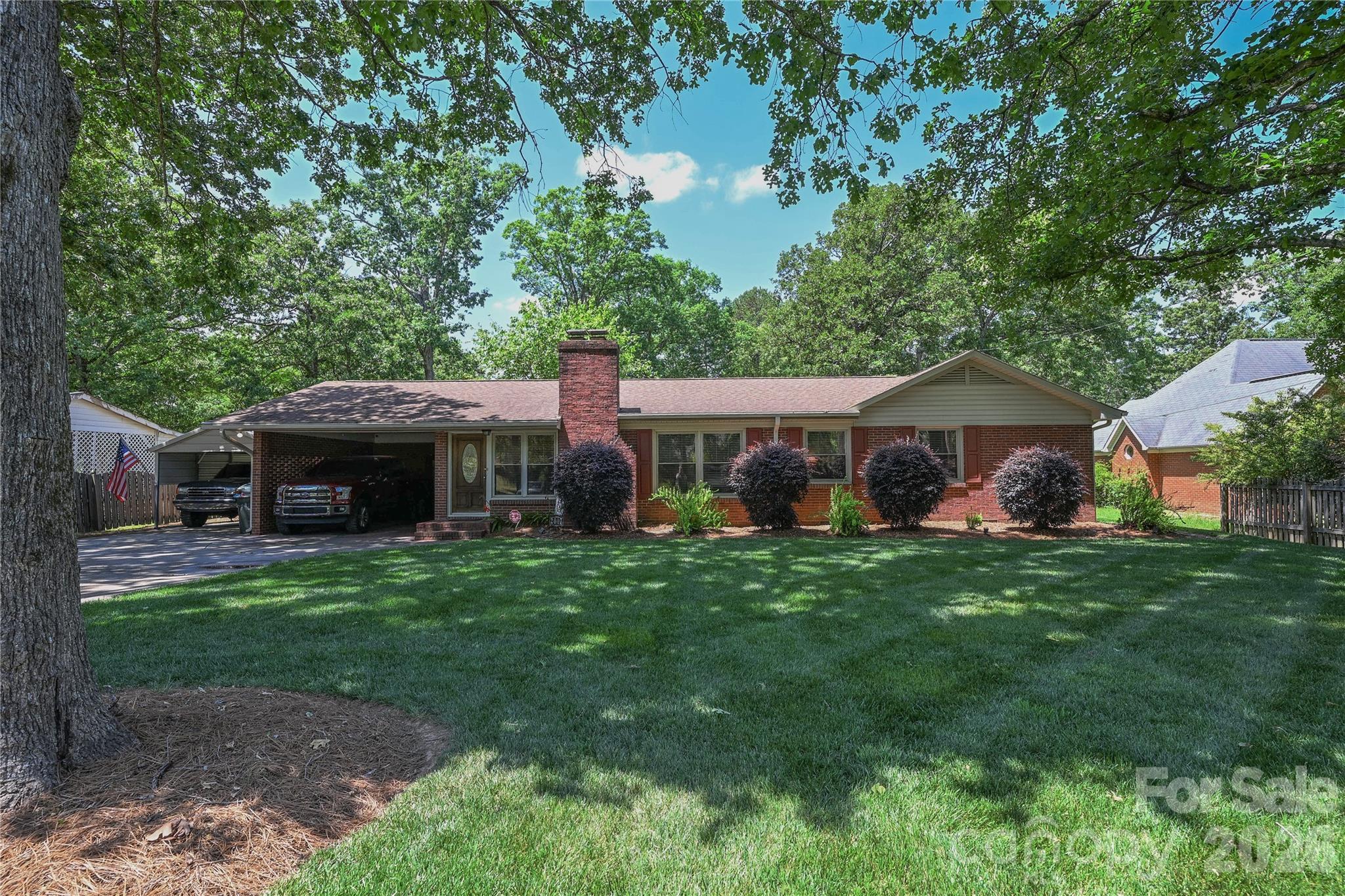 2017 Wilson Avenue Property Photo 1