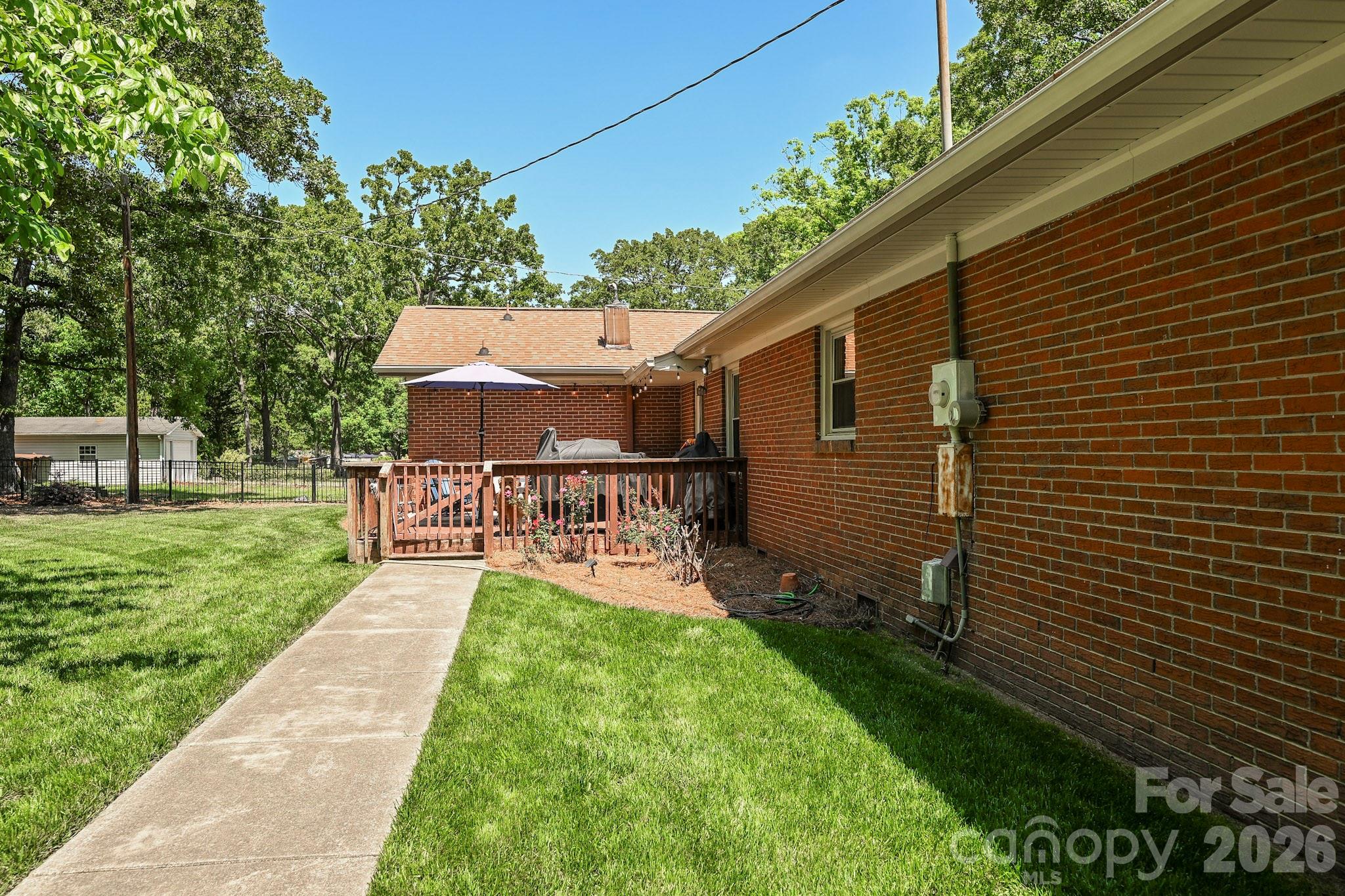 2017 Wilson Avenue Property Photo 7