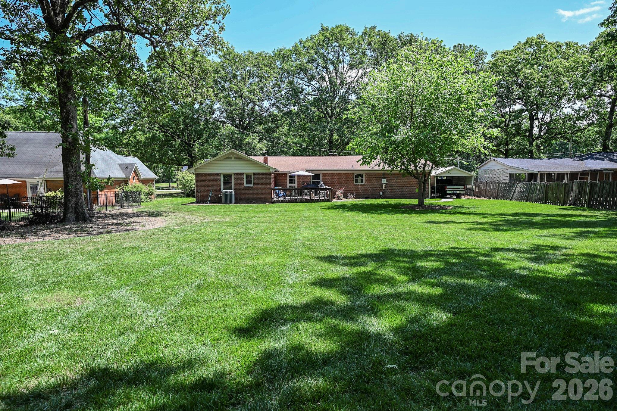 2017 Wilson Avenue Property Photo 10