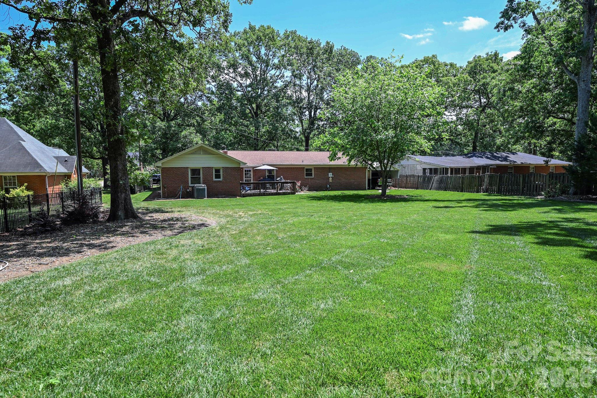 2017 Wilson Avenue Property Photo 11