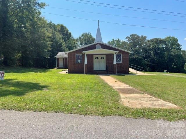 1205 Masonic Drive Property Photo 3