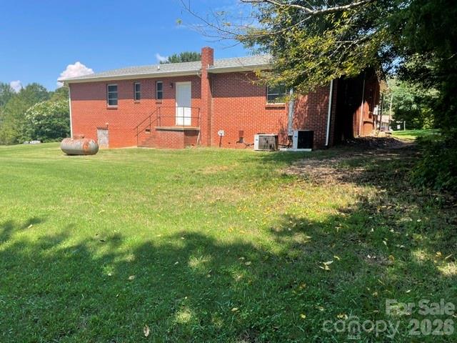 1205 Masonic Drive Property Photo 4