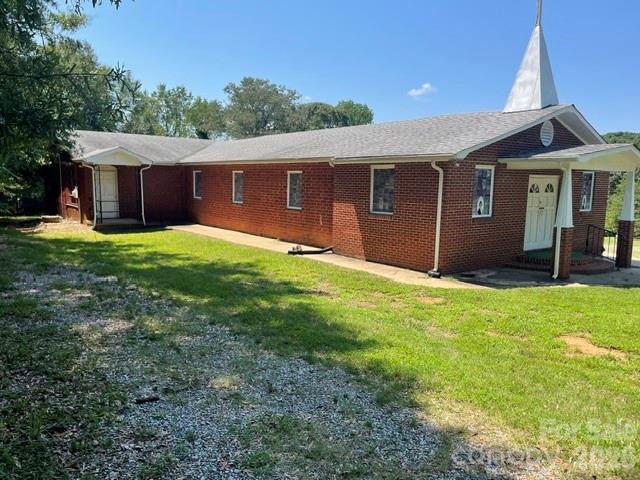 1205 Masonic Drive Property Photo 5