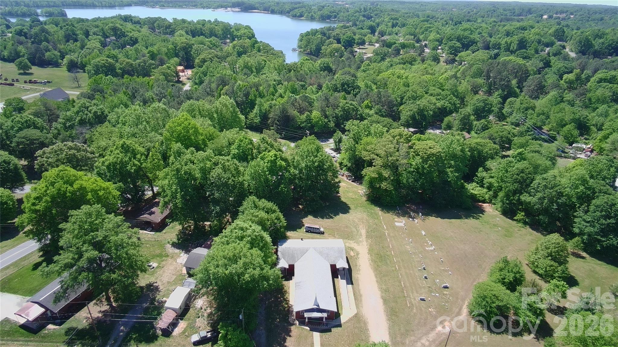 1205 Masonic Drive Property Photo 9