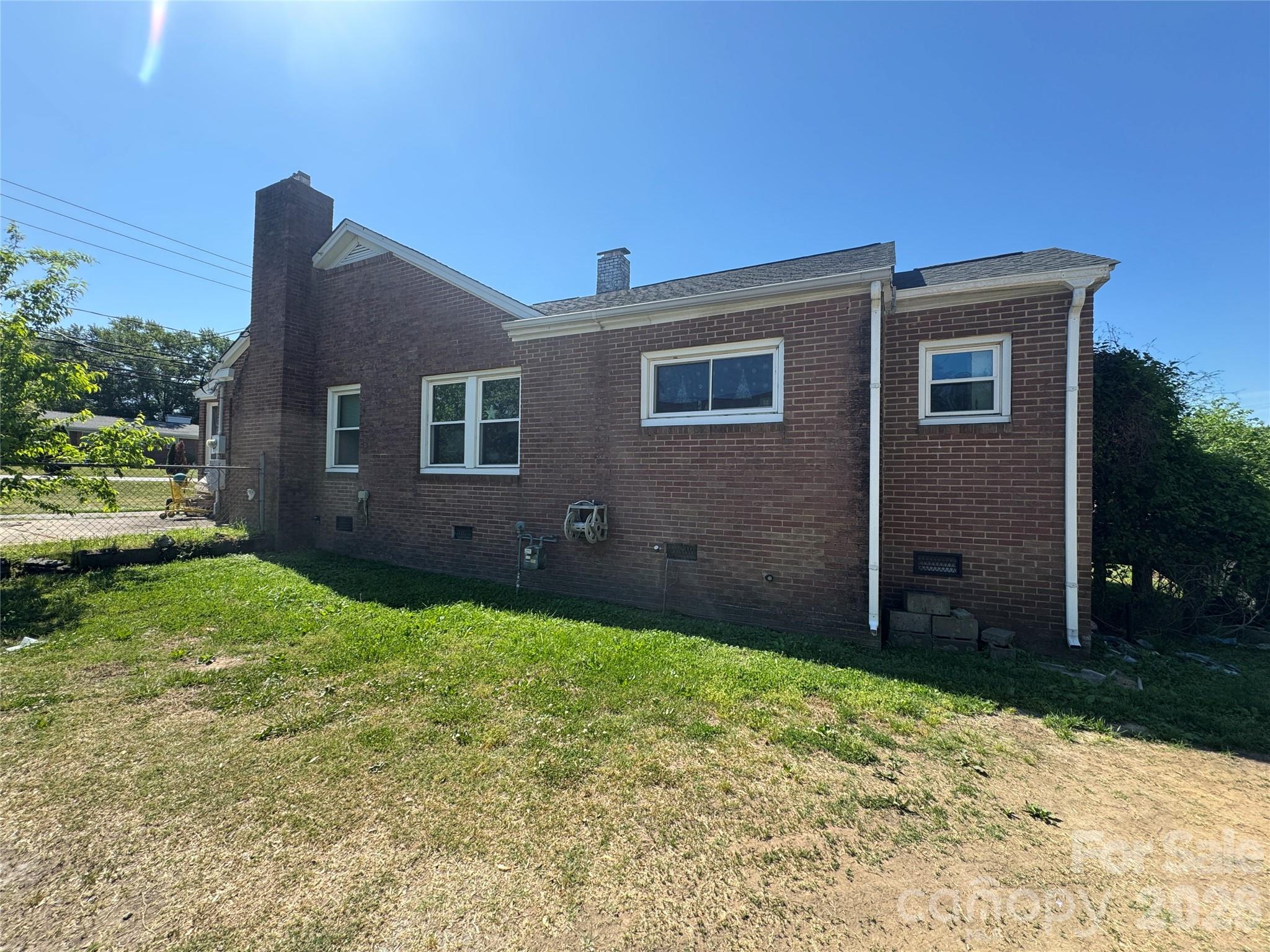 1405 Hickory Grove Road Property Photo 2