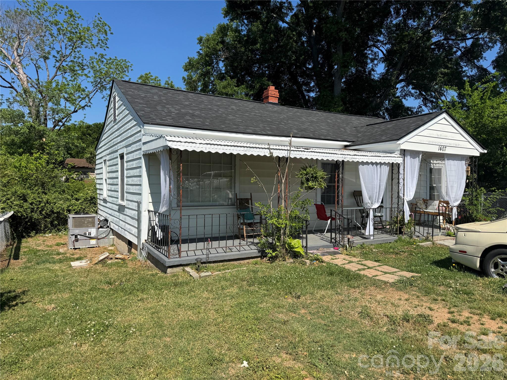 1405 Hickory Grove Road Property Photo 6