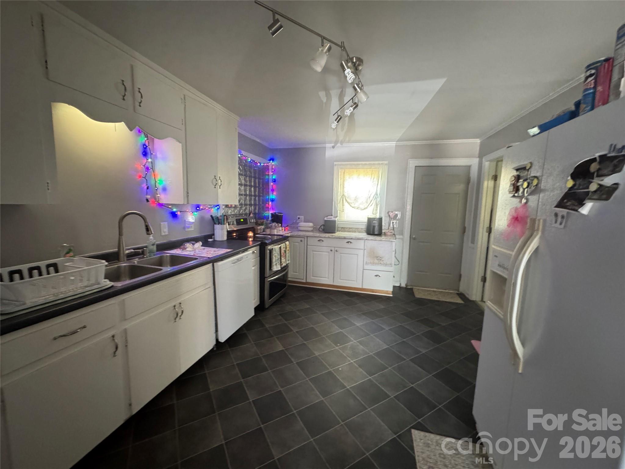 1405 Hickory Grove Road Property Photo 11