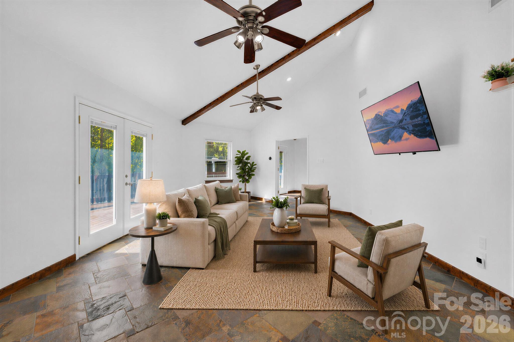 3117 Beaman Avenue Property Photo 5