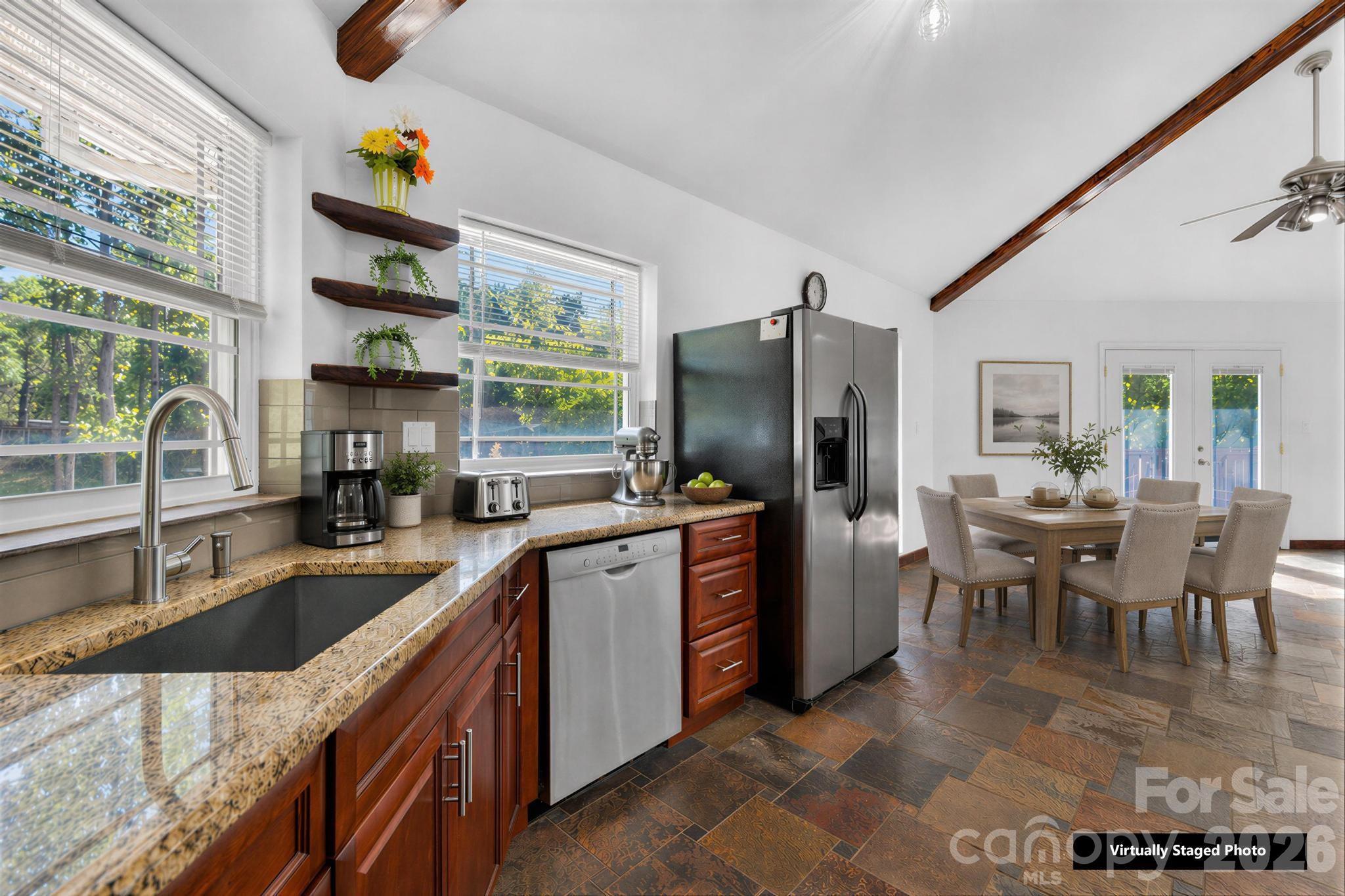 3117 Beaman Avenue Property Photo 6