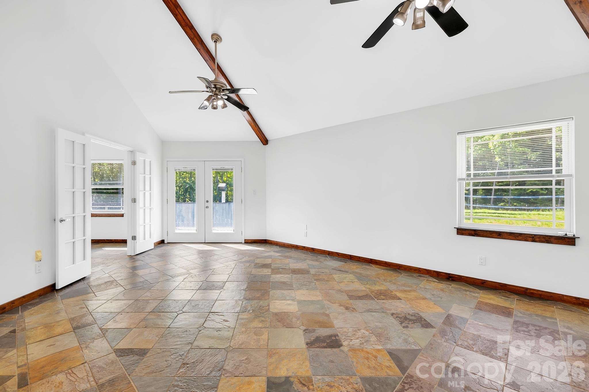 3117 Beaman Avenue Property Photo 10
