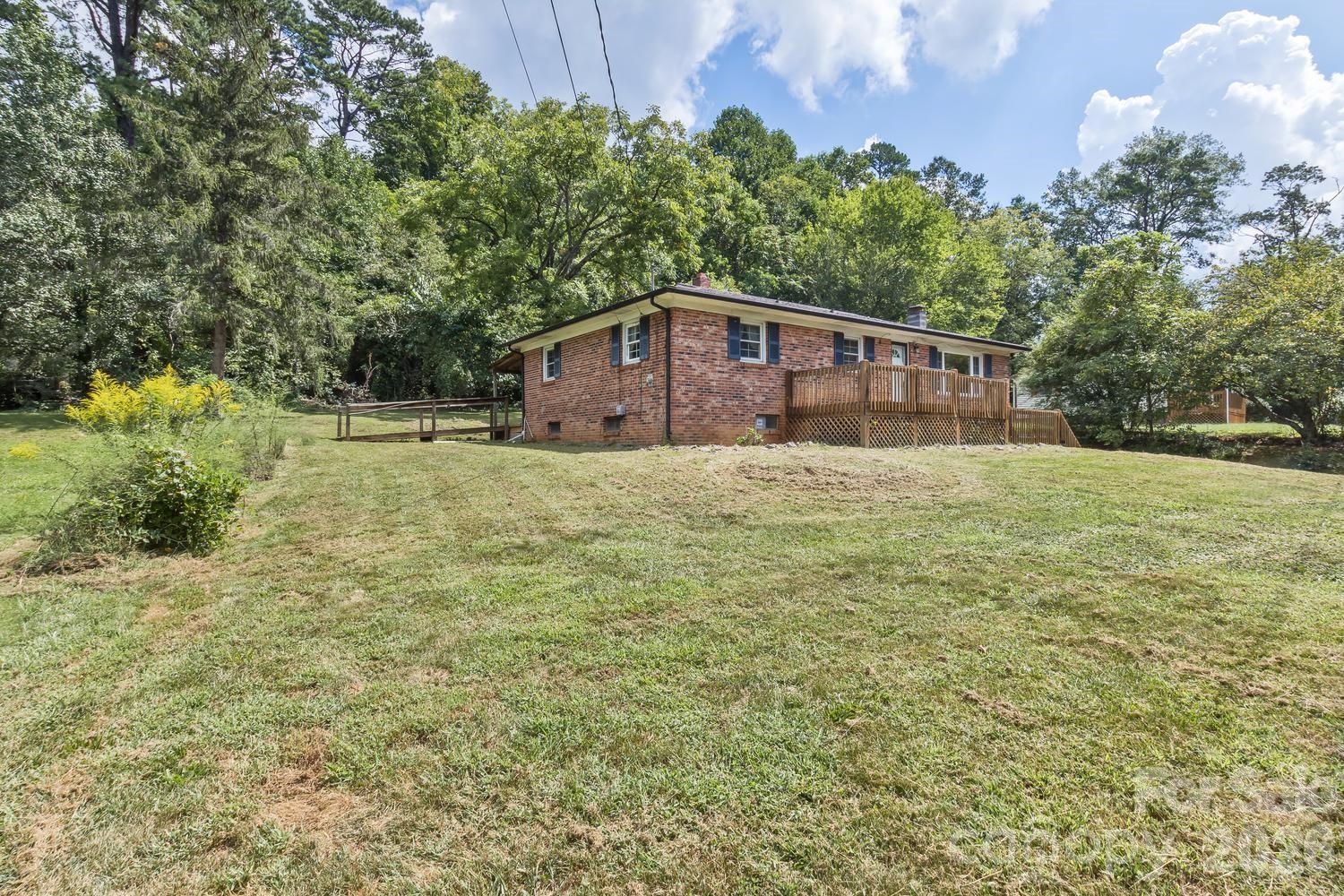 379 Bee Tree Road Property Photo 2