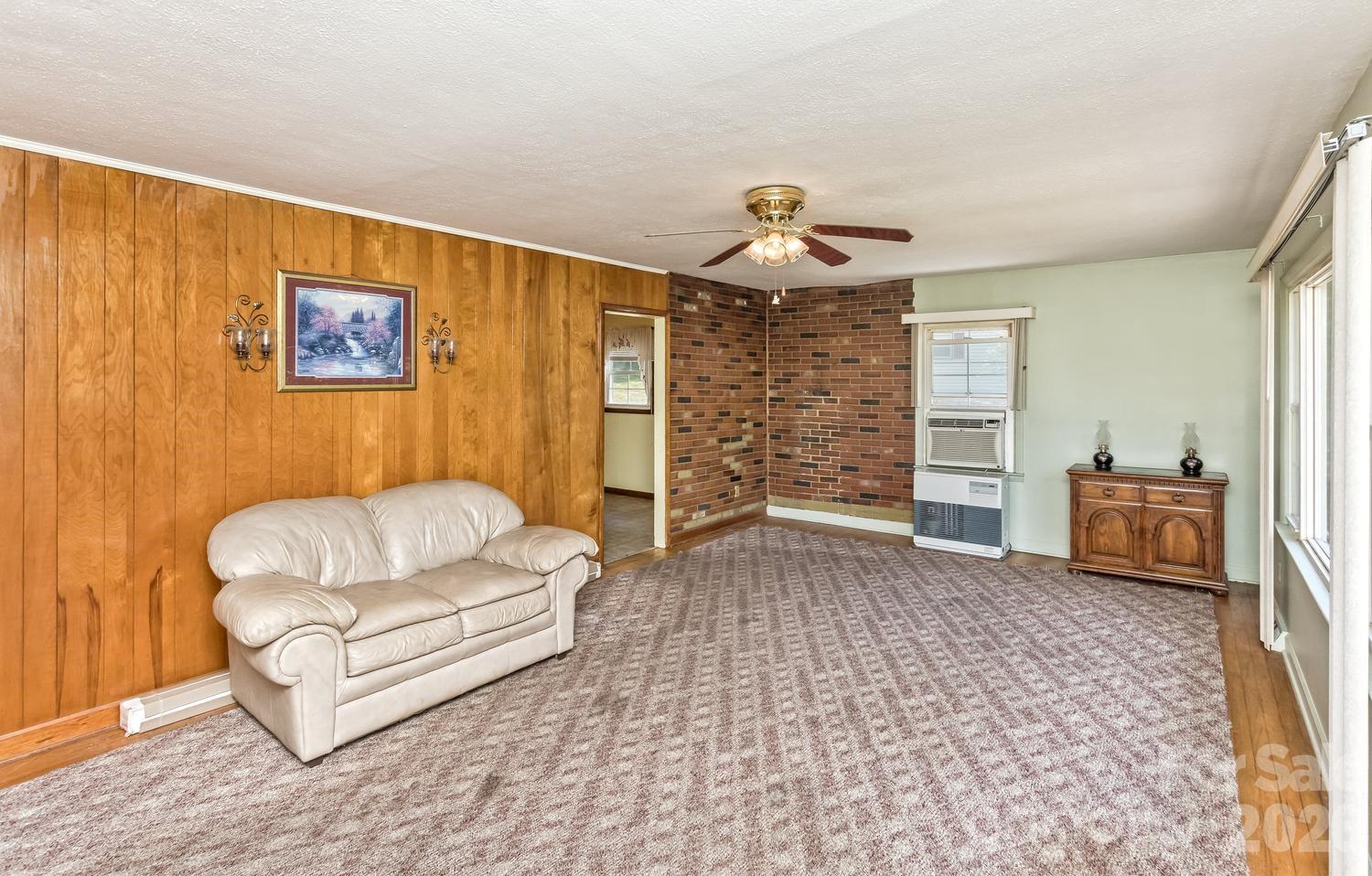 379 Bee Tree Road Property Photo 8