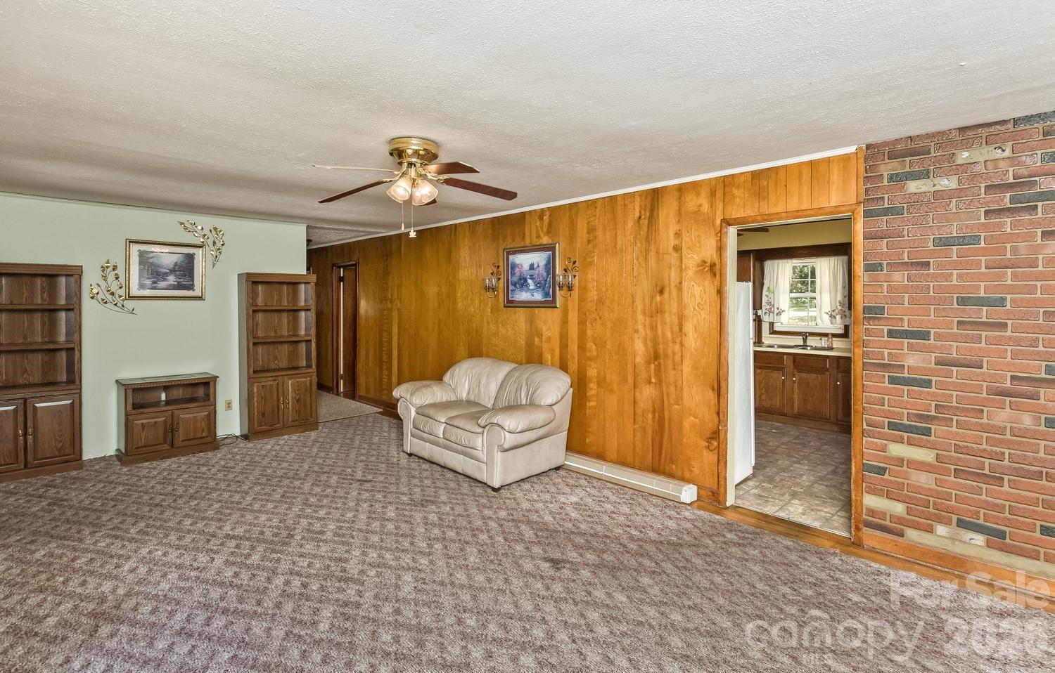 379 Bee Tree Road Property Photo 16