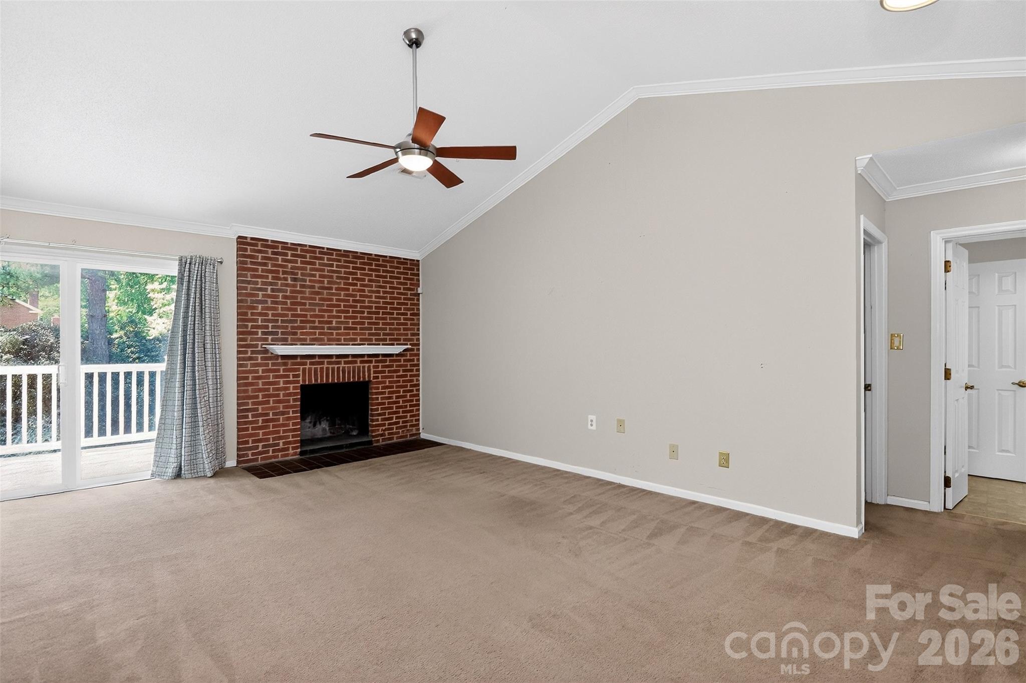 9234 Kings Canyon Drive Property Photo 6