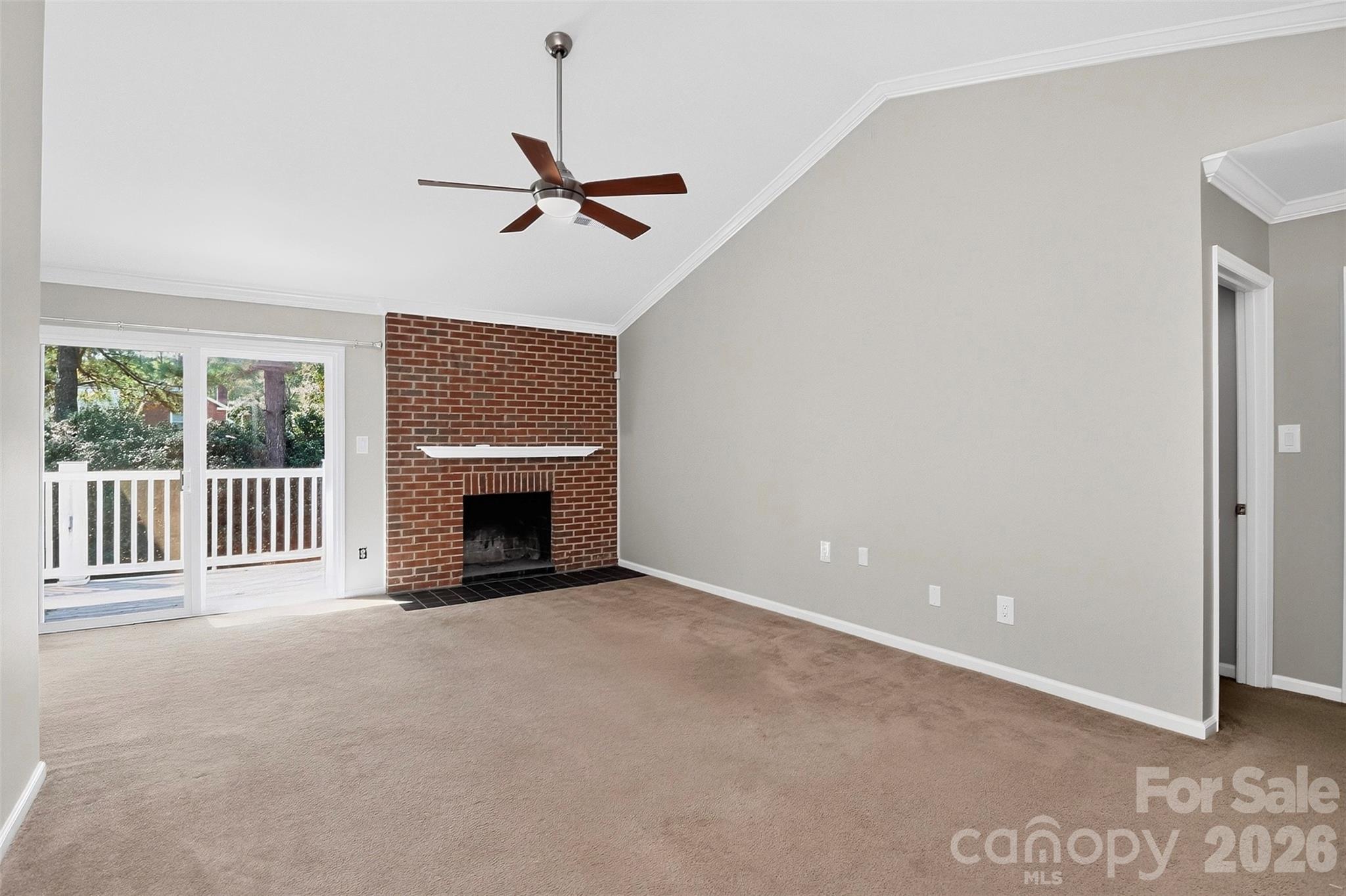 9234 Kings Canyon Drive Property Photo 6