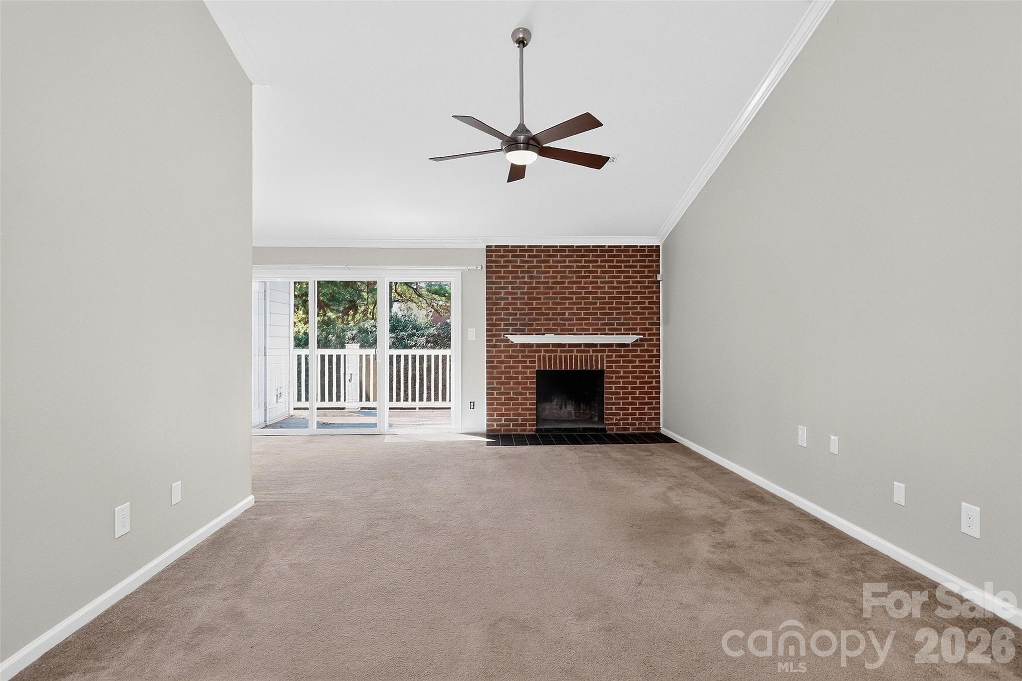 9234 Kings Canyon Drive Property Photo 8