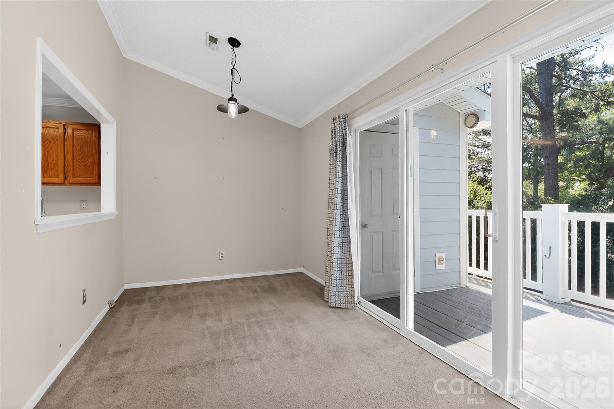 9234 Kings Canyon Drive Property Photo 10