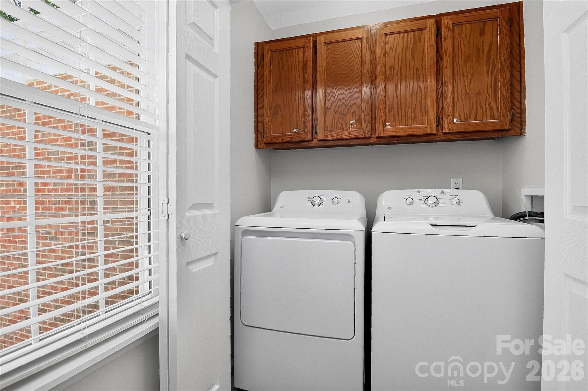 9234 Kings Canyon Drive Property Photo 10